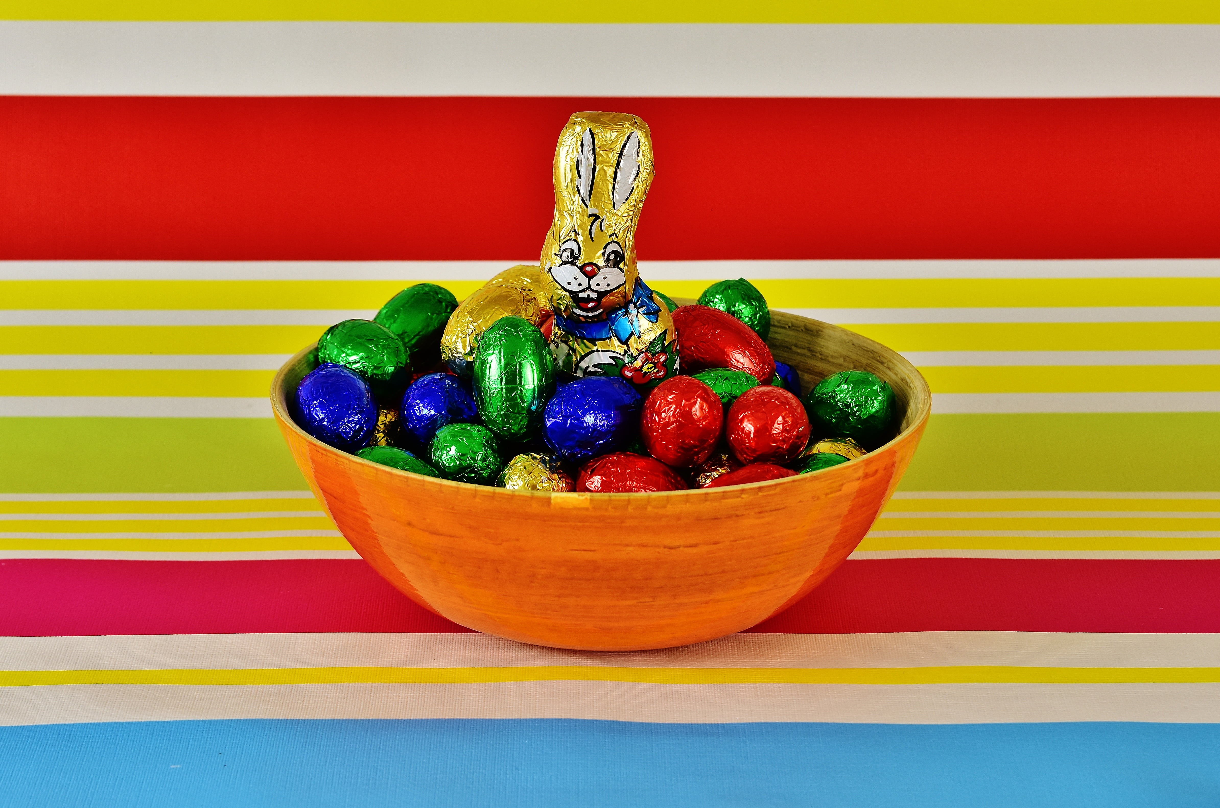 assorted, osterkorb, candy, holiday, colorful, delicious, multi colored, wellbeing, easter egg, colorful eggs, easter körbchen, fruit, easter nest, happy easter, HD Wallpaper