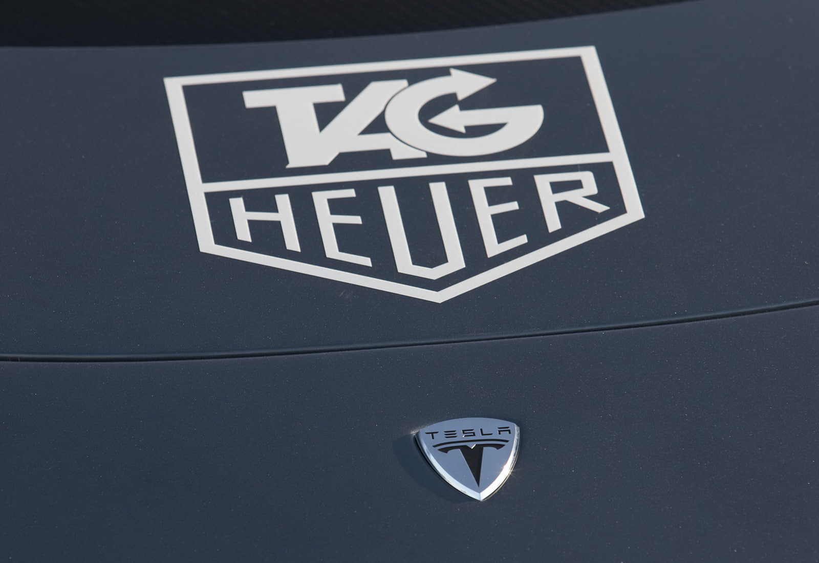 information sign, no people, text, communication, 720P, black color, high angle view, (2010), information, blue, safety, roadster, indoors, heuer, western script, HD Wallpaper