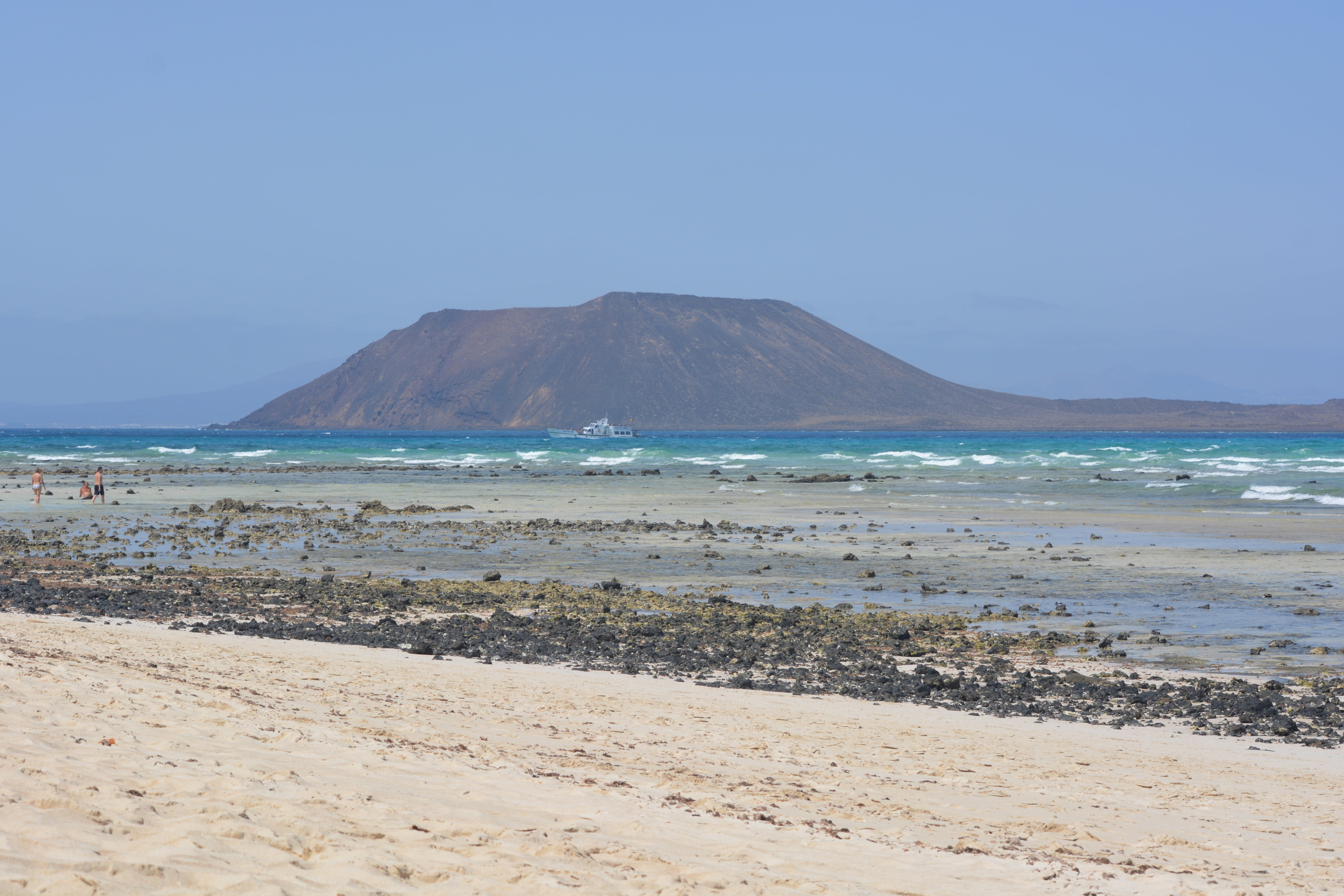travel destinations, beauty in nature, outdoors, no people, landscape, fuerteventura, sea, clear sky, beach, nature, water, copy space, tranquility, sand, HD Wallpaper