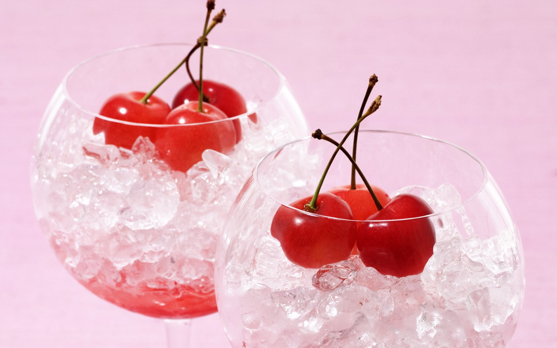 glass, close-up, pendant, red, lamp, cold temperature, fruit, floral, nature, 1080P, focus on foreground, ice, indoors, water, no people, white, refreshment, HD Wallpaper