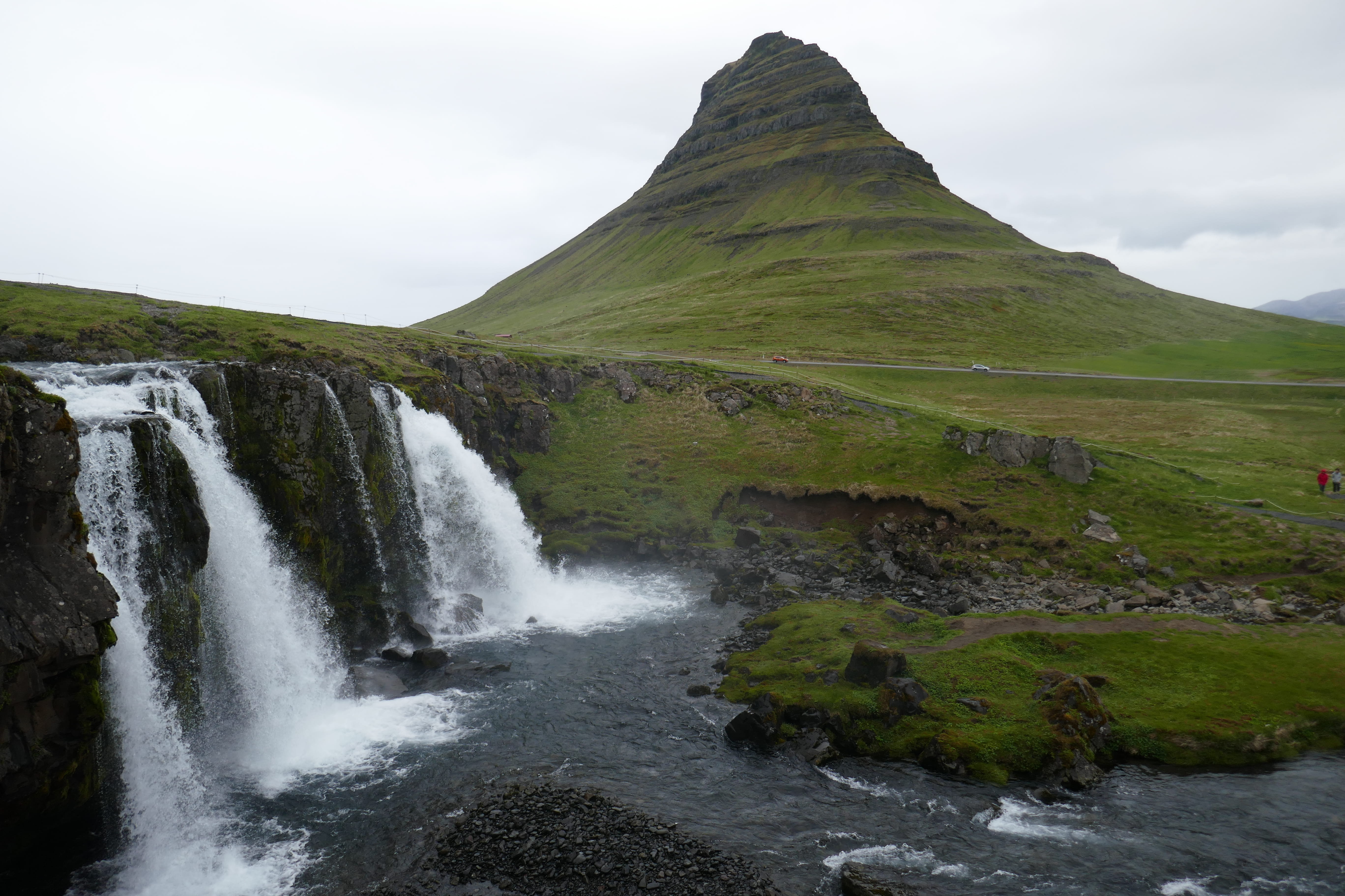 peak, sky, tranquil scene, beauty in nature, got, waterfalls, iconic, waterfall, iceland, land, stream, motion, green color, game of thrones, nature, power in nature, HD Wallpaper