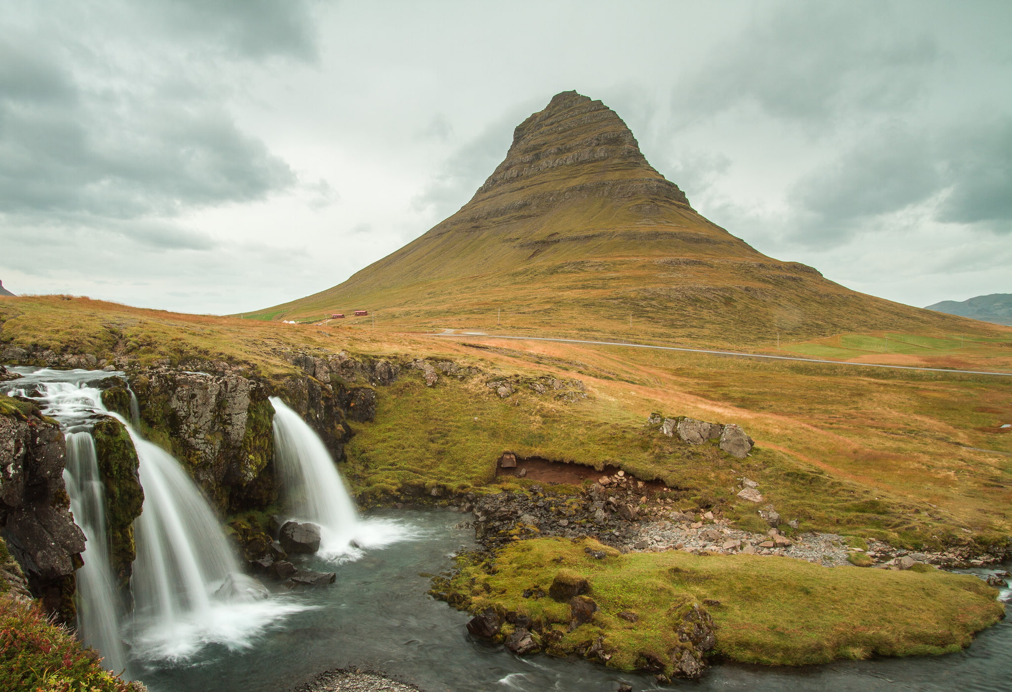 Kirkjufell, clouds, mountain, 1080P, the sky, Iceland, waterfall, HD Wallpaper