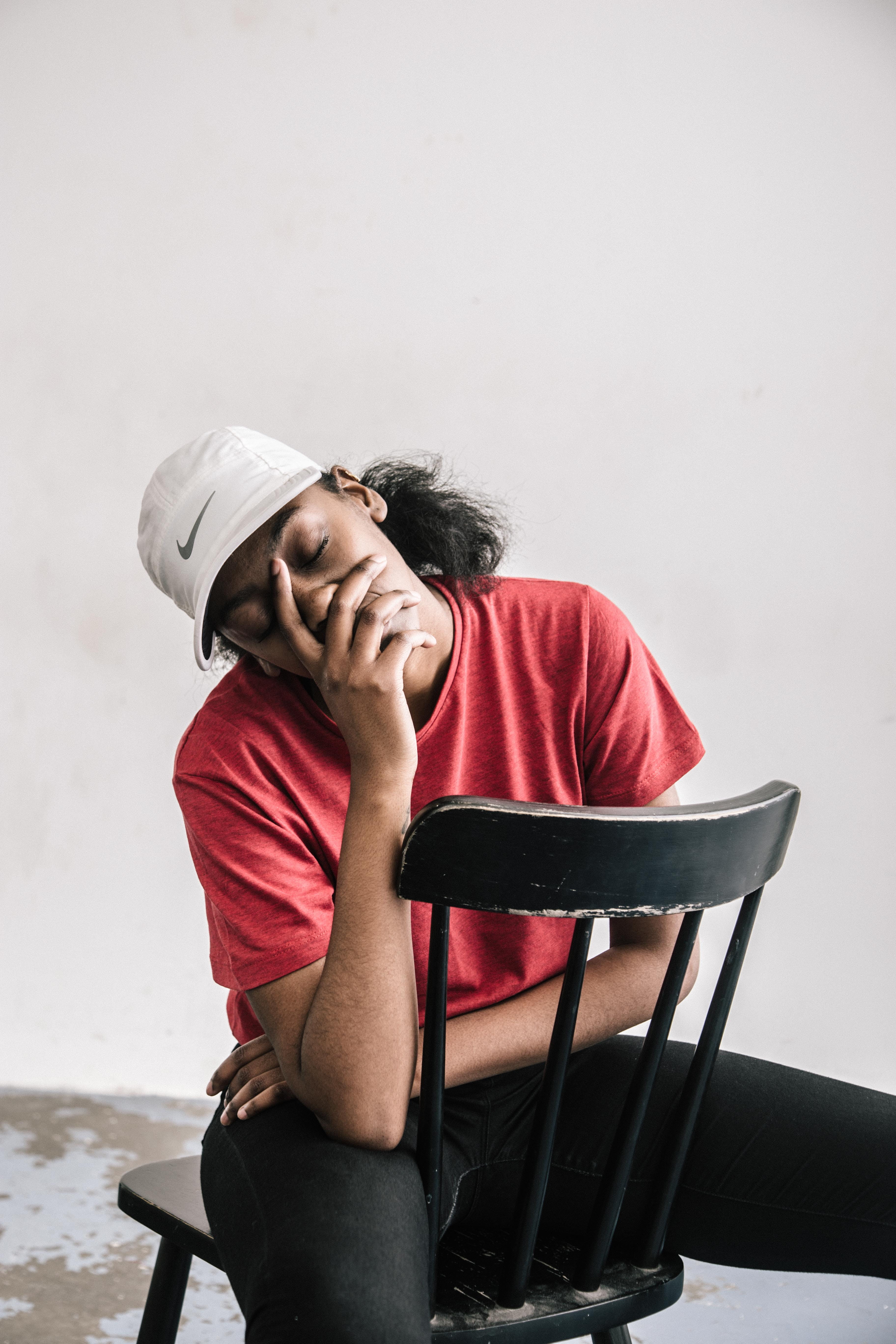 men, boys, united kingdom, lifestyles, melanin, white, black girls, clothing, indoors, models, chair, young adult, front view, 5K, child, apparel, london, Phone HD Wallpaper