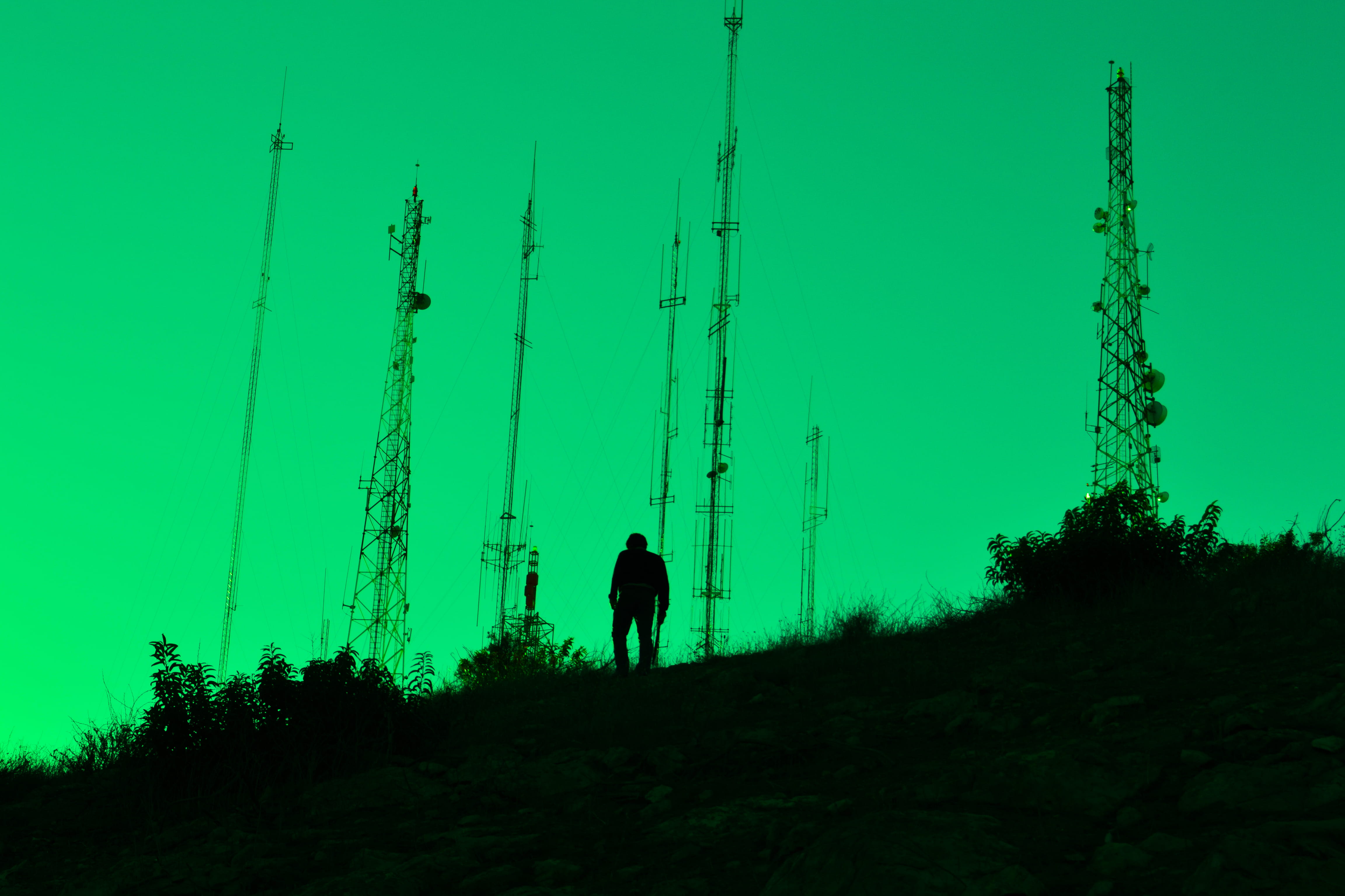 men, forest, leisure activity, walking, tree, green, antennas, unrecognizable person, 4K, outdoors, one person, real people, land, green color, mexico, HD Wallpaper