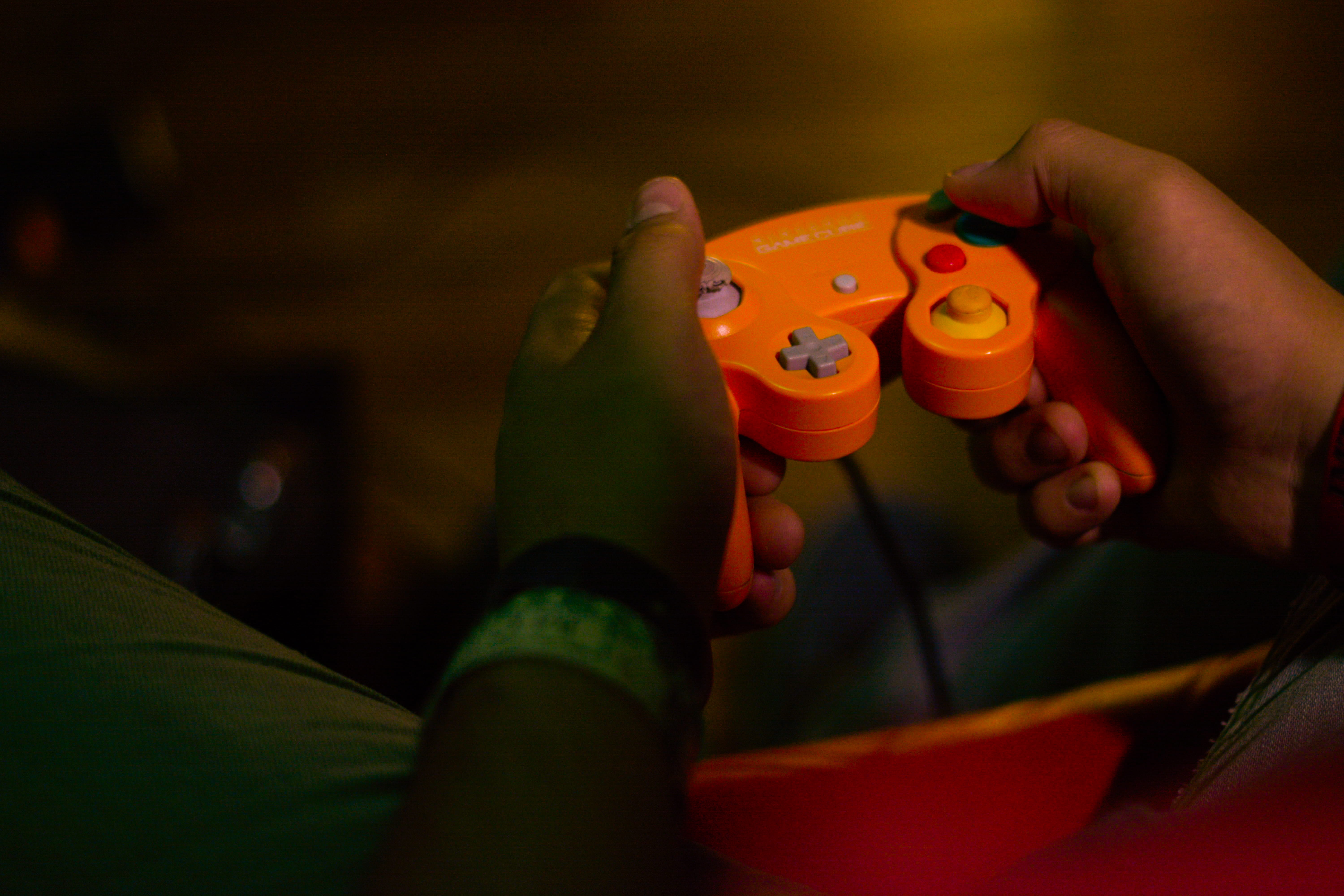 mexico, 5K, close-up, adult, leisure activity, selective focus, body part, night, people, men, human hand, relaxation, finger, high angle view, game, indoors, HD Wallpaper