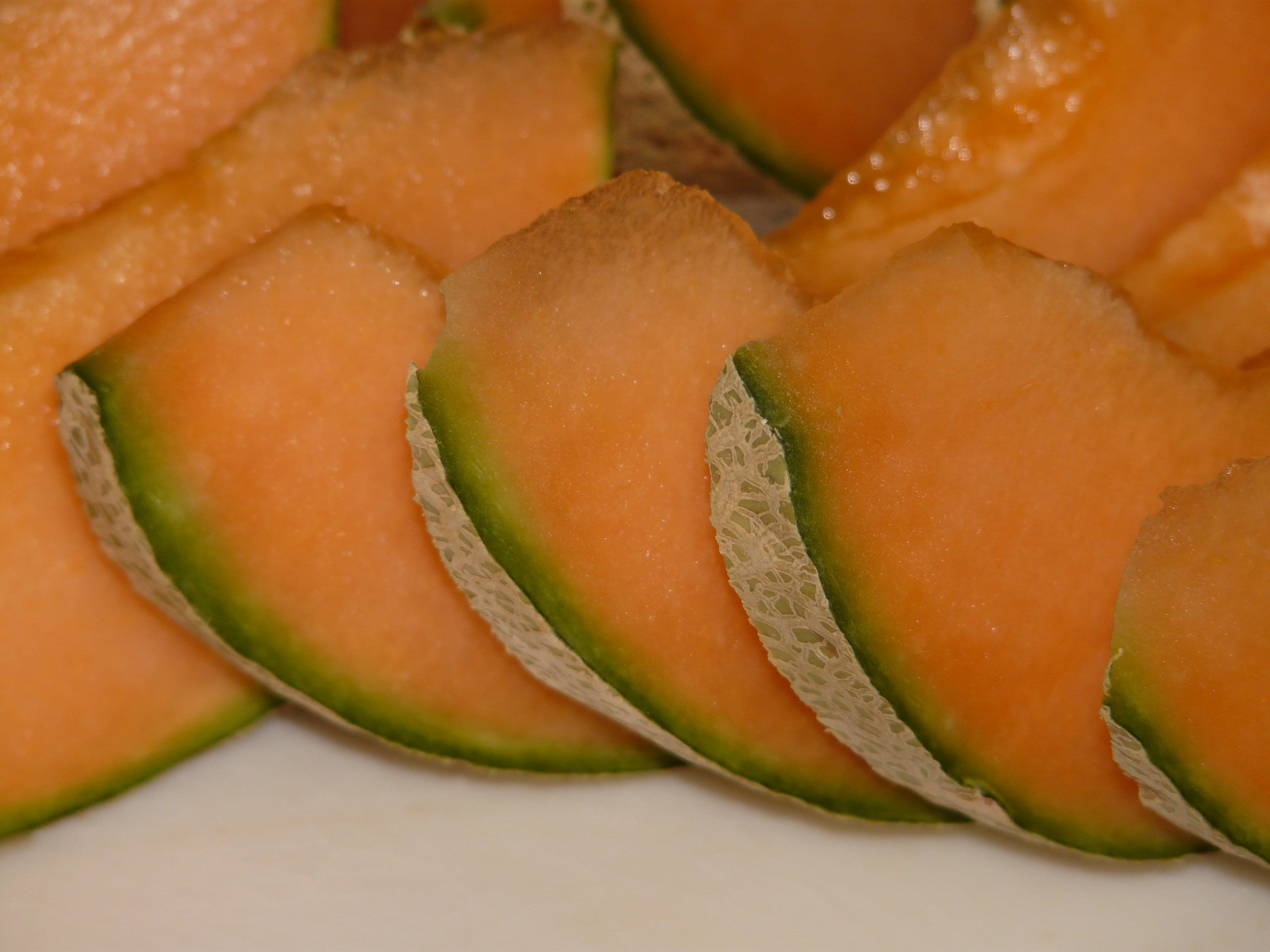 no people, ready-to-eat, cantaloupe, yellow, muskmelon, indoors, melo, tendral, amarillo, ripe, snack, full frame, plate, cucumis, chopped, food and drink, HD Wallpaper
