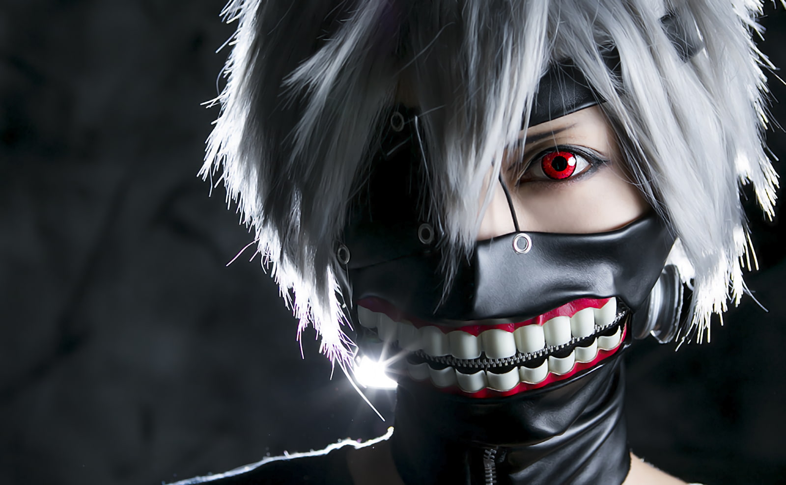 spooky, portrait, women, one person, looking at camera, adult, make-up, close-up, front view, white hair, Men, beautiful woman, mask, real people, fashion, HD Wallpaper