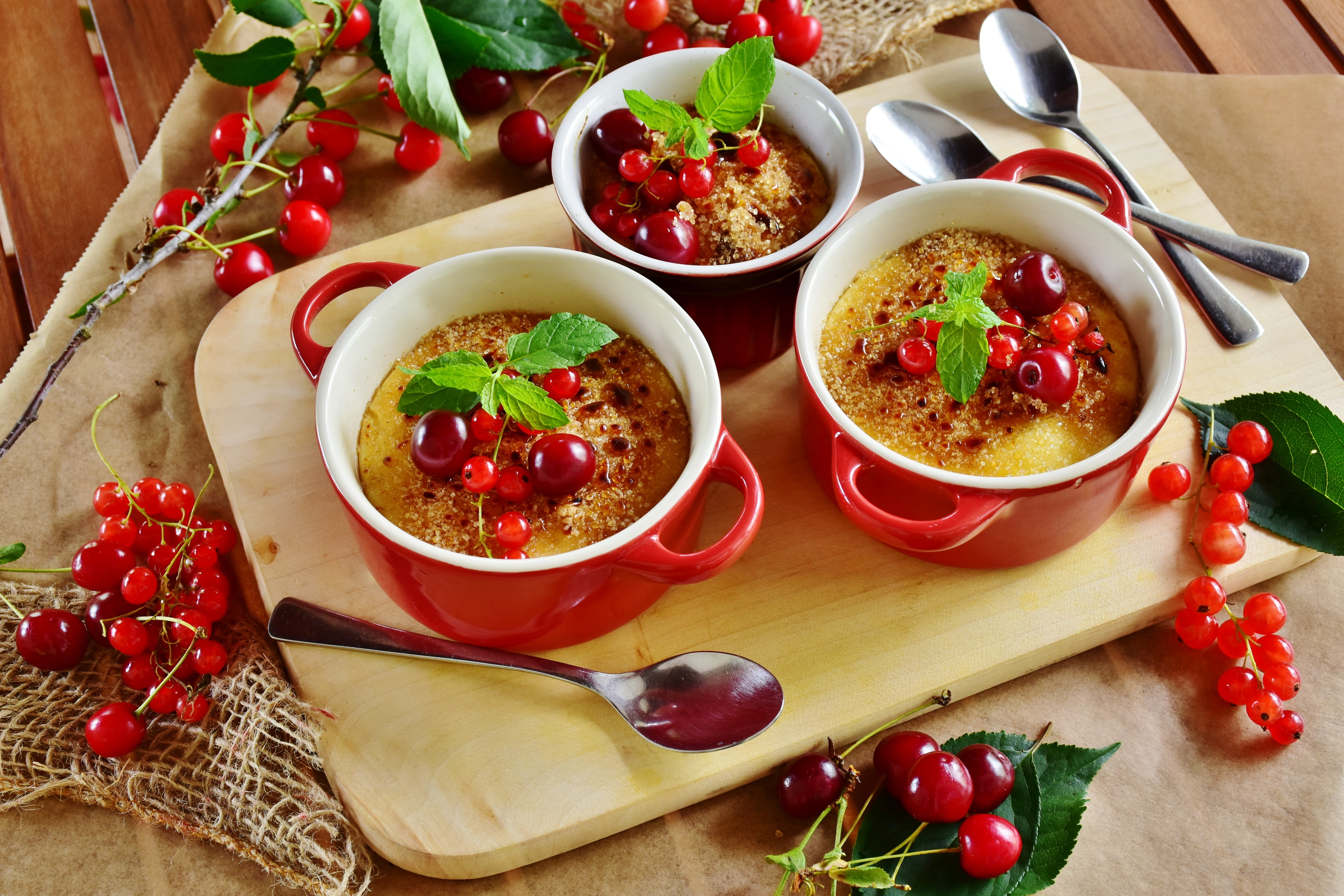 still life, egg, dinner, tray, wellbeing, crème brûlée, currants, kitchen utensil, sugar, brulee, vegetable, sweet, food, ready-to-eat, red chili pepper, HD Wallpaper
