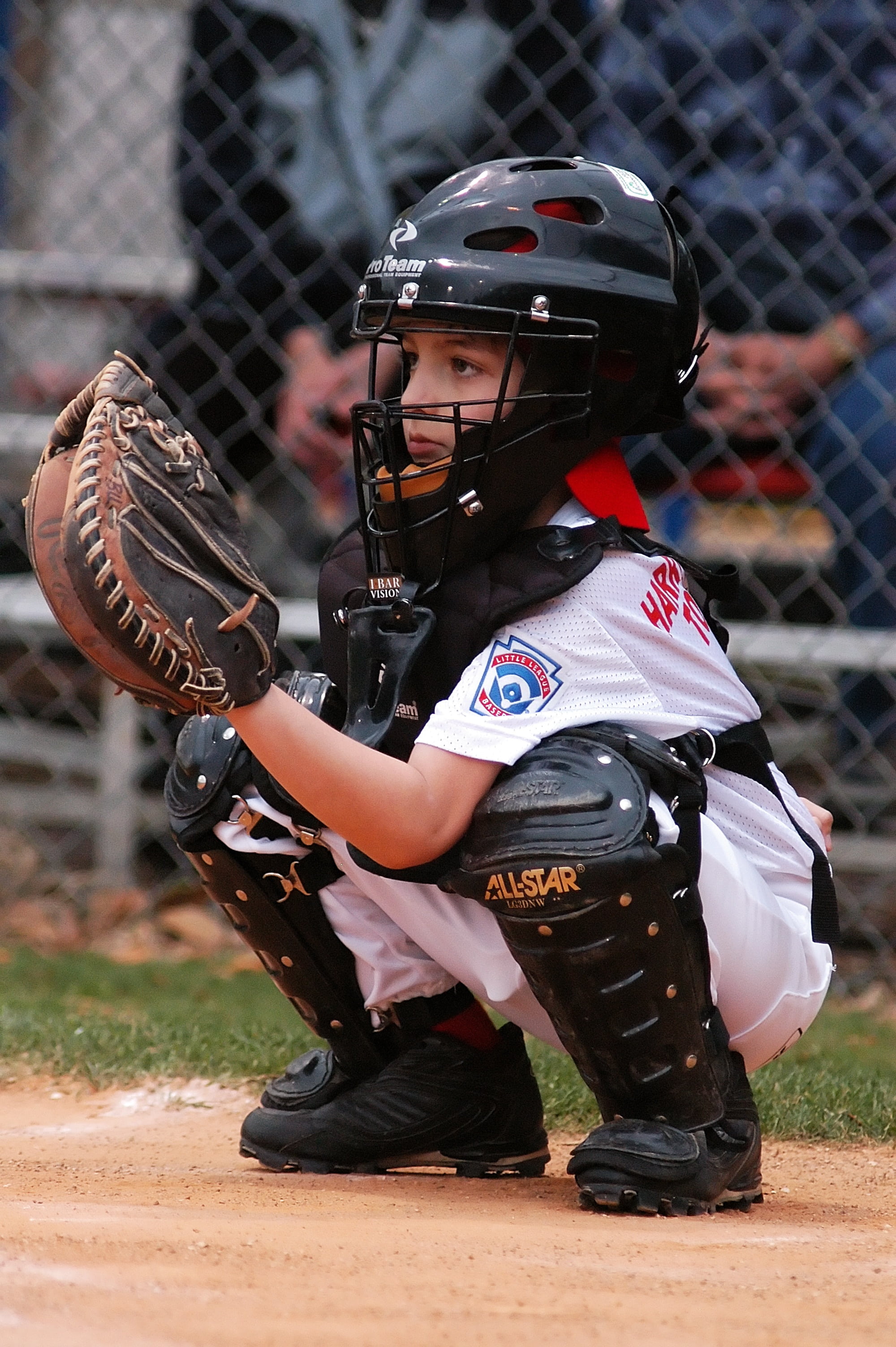 lifestyles, leisure activity, boys, catchers mask, glove, plate, action, child, childhood, helmet, sport, baseball helmet, baseball, baseball - sport, little league, Phone HD Wallpaper