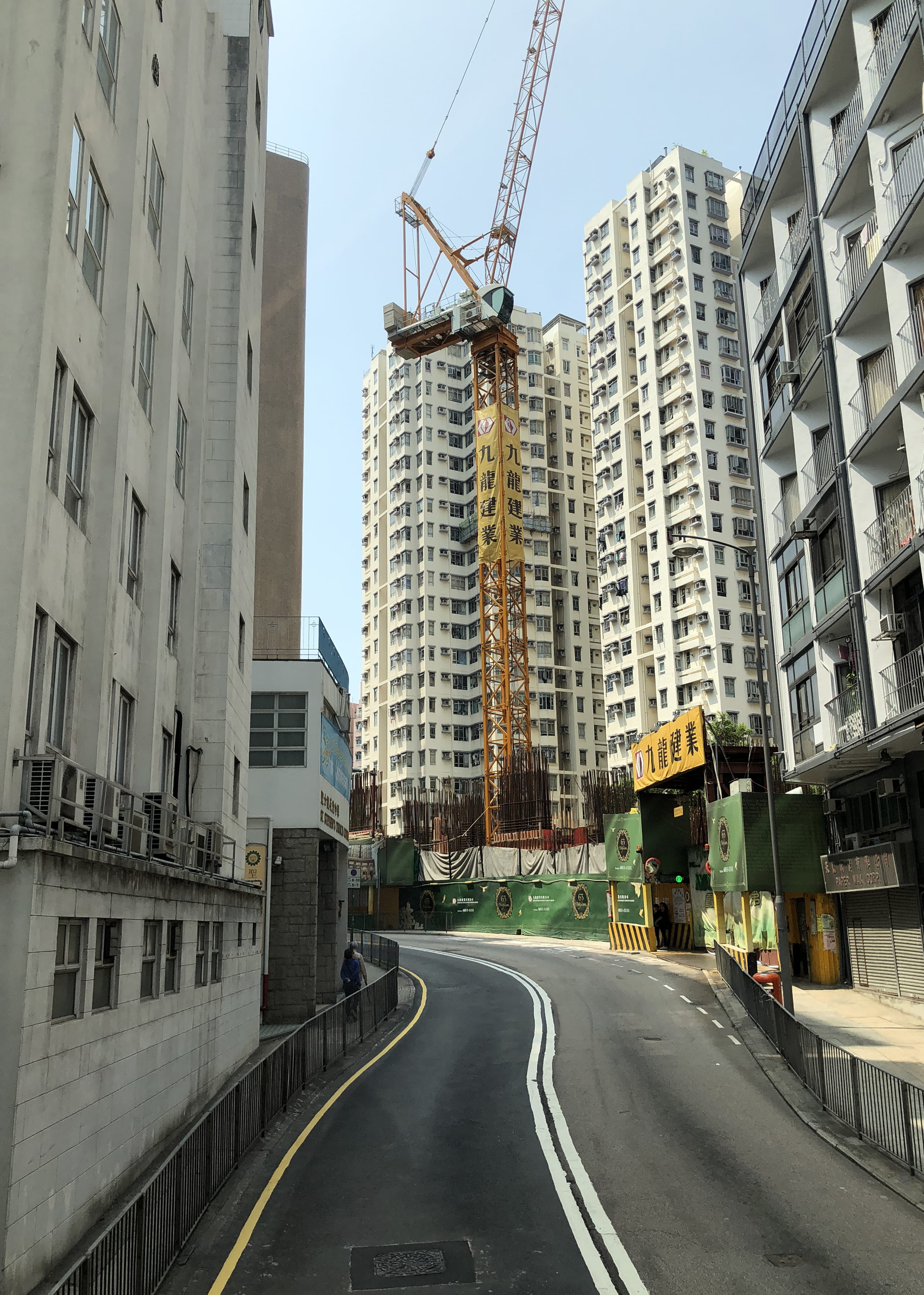 tall buildings, concrete, metal, skyscraper, work in progress, street, architecture, direction, residential district, office building exterior, city, yellow, Phone HD Wallpaper