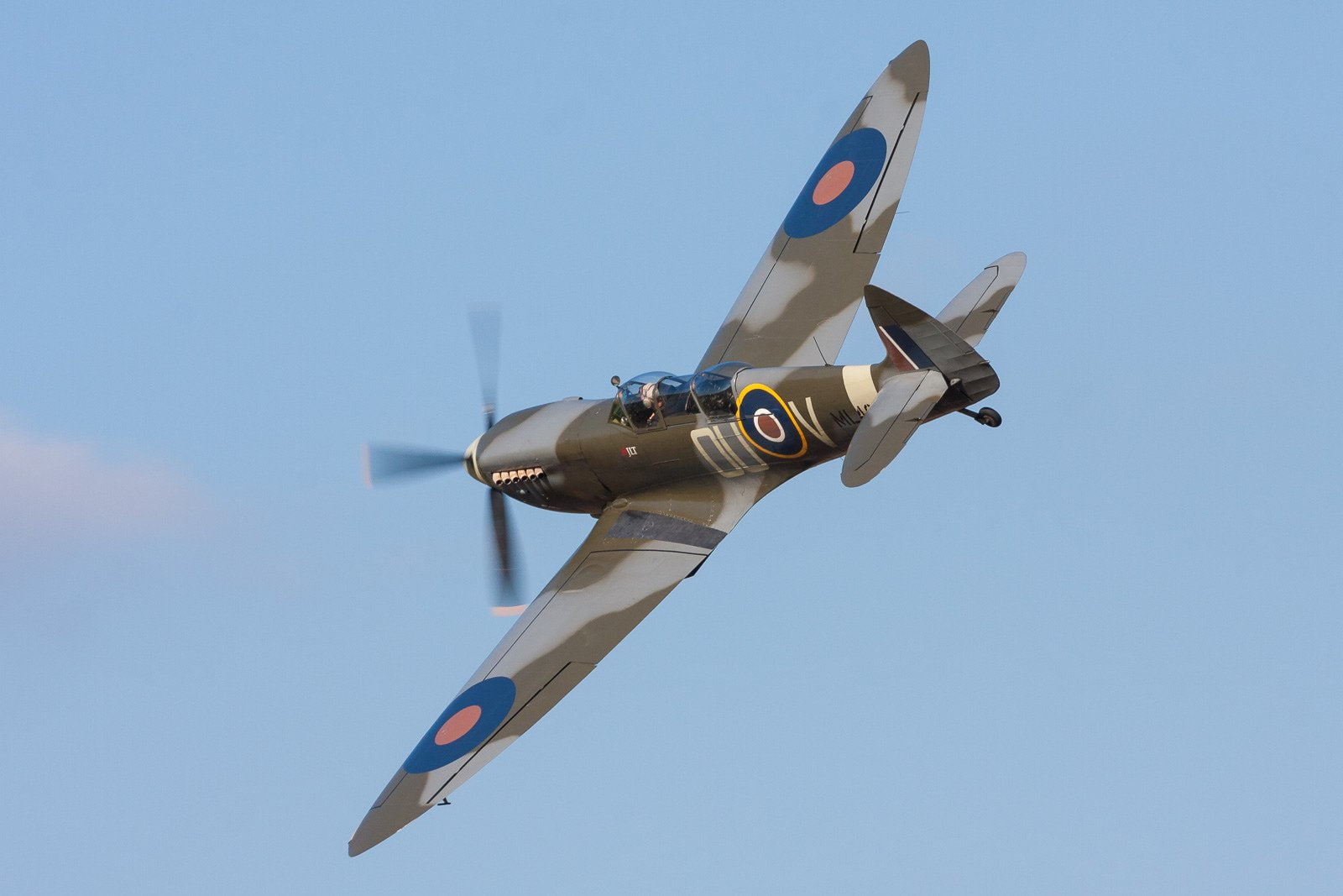 fighter, warbirds, aircraft, 720P, aeroplane, sky, flying, flight, airshow, airplanes, bomber, spitfire, supermarine, raf, war, HD Wallpaper