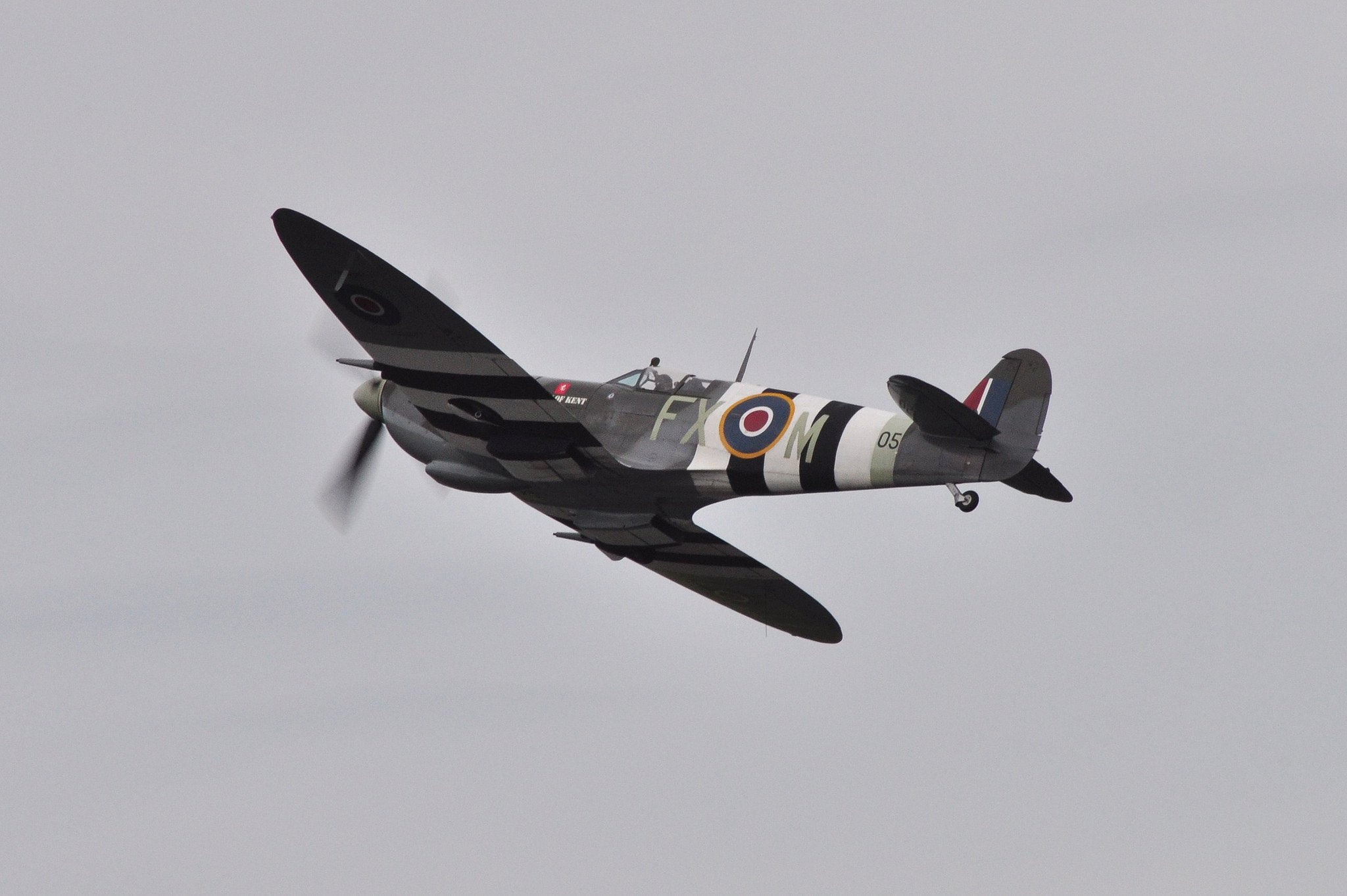 flying, airshow, war, 1080P, sky, aircraft, raf, fighter, flight, warbirds, aeroplane, supermarine, spitfire, airplanes, bomber, HD Wallpaper
