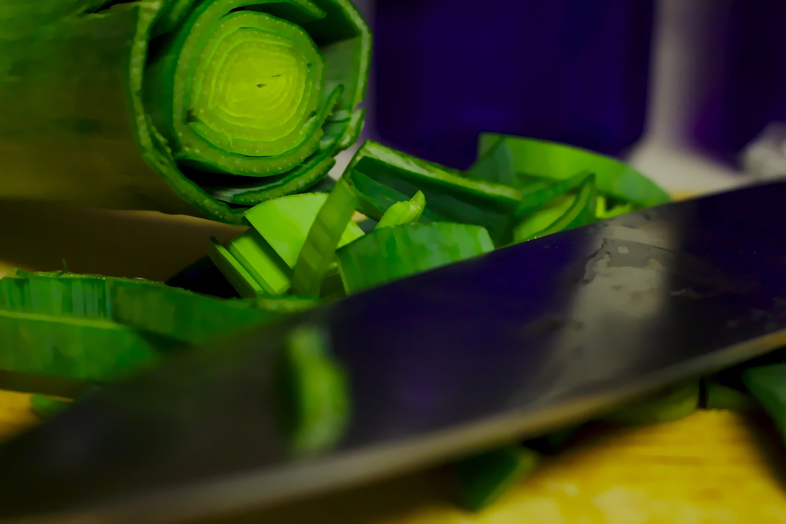 vegetables, group of objects, selective focus, industry, leaf, food, wooden, cutting board, flavor, metal, cooking, fresh, knife, production line, indoors, HD Wallpaper
