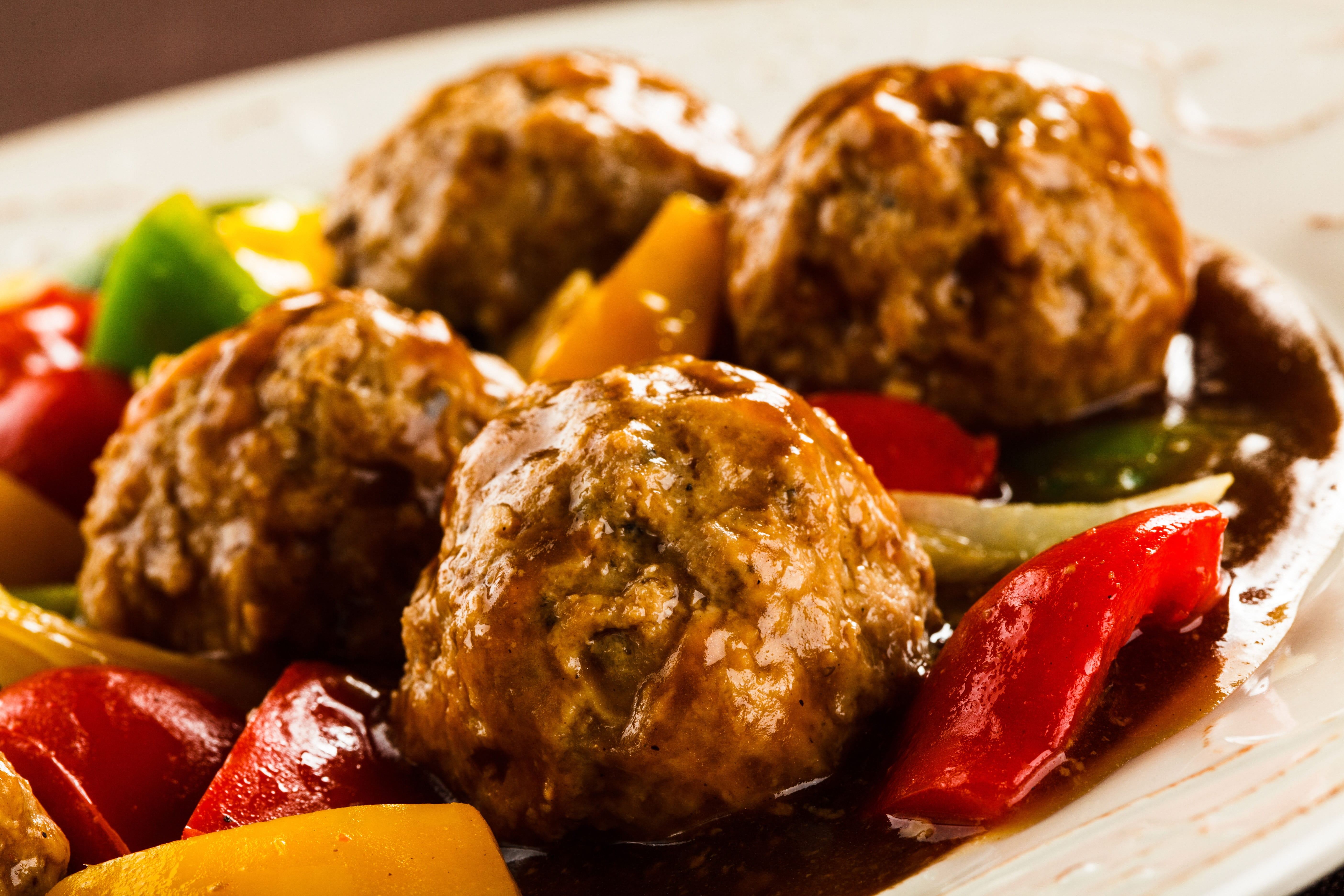 spice, tomato, sauce, balls, pork, meat, tray, barbecue, onion, steak, gourmet, snack, roasted, table, no People, freshness, chicken Meat, savory Sauce, HD Wallpaper