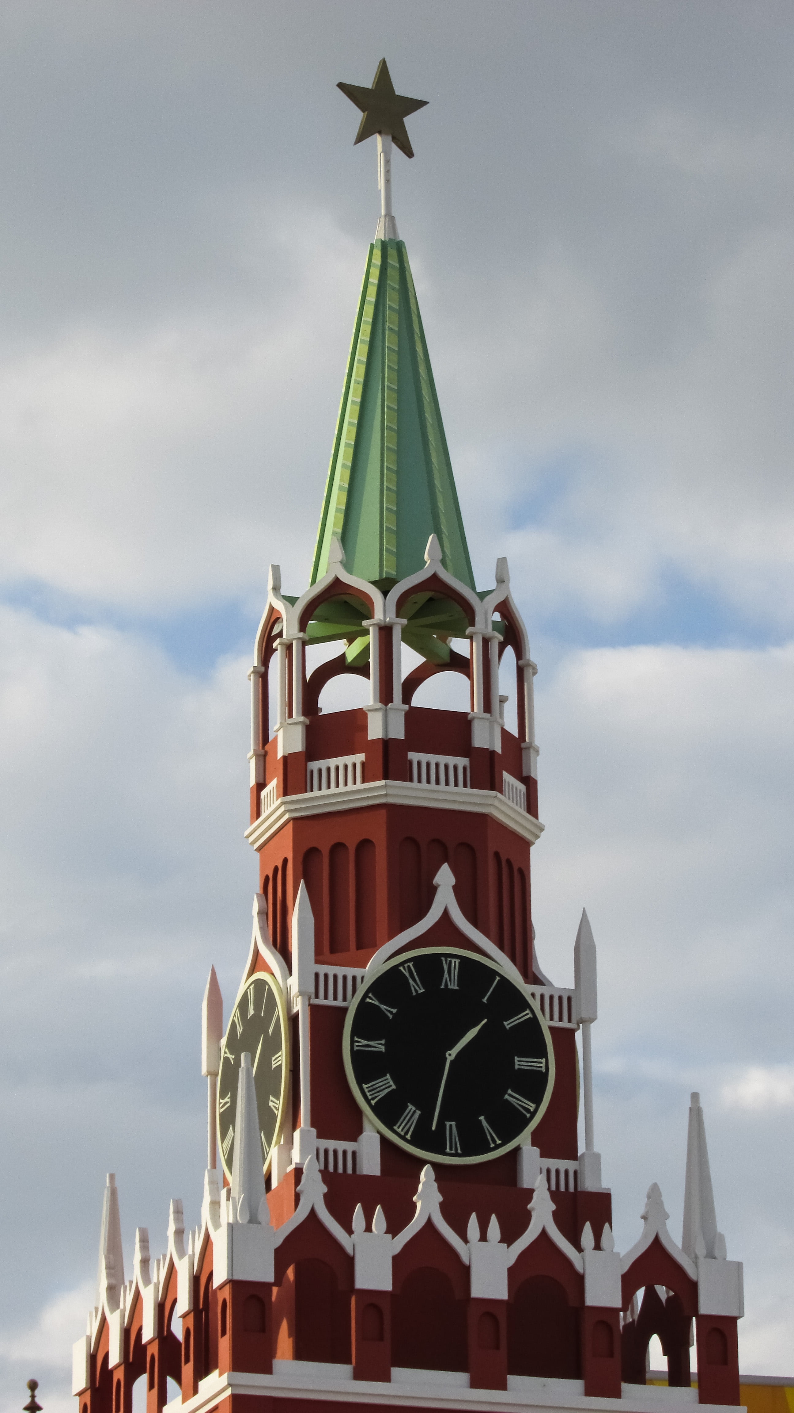 representation, day, tower, creativity, building exterior, 4K, travel destinations, human representation, red square, religion, place of worship, built structure, Phone HD Wallpaper