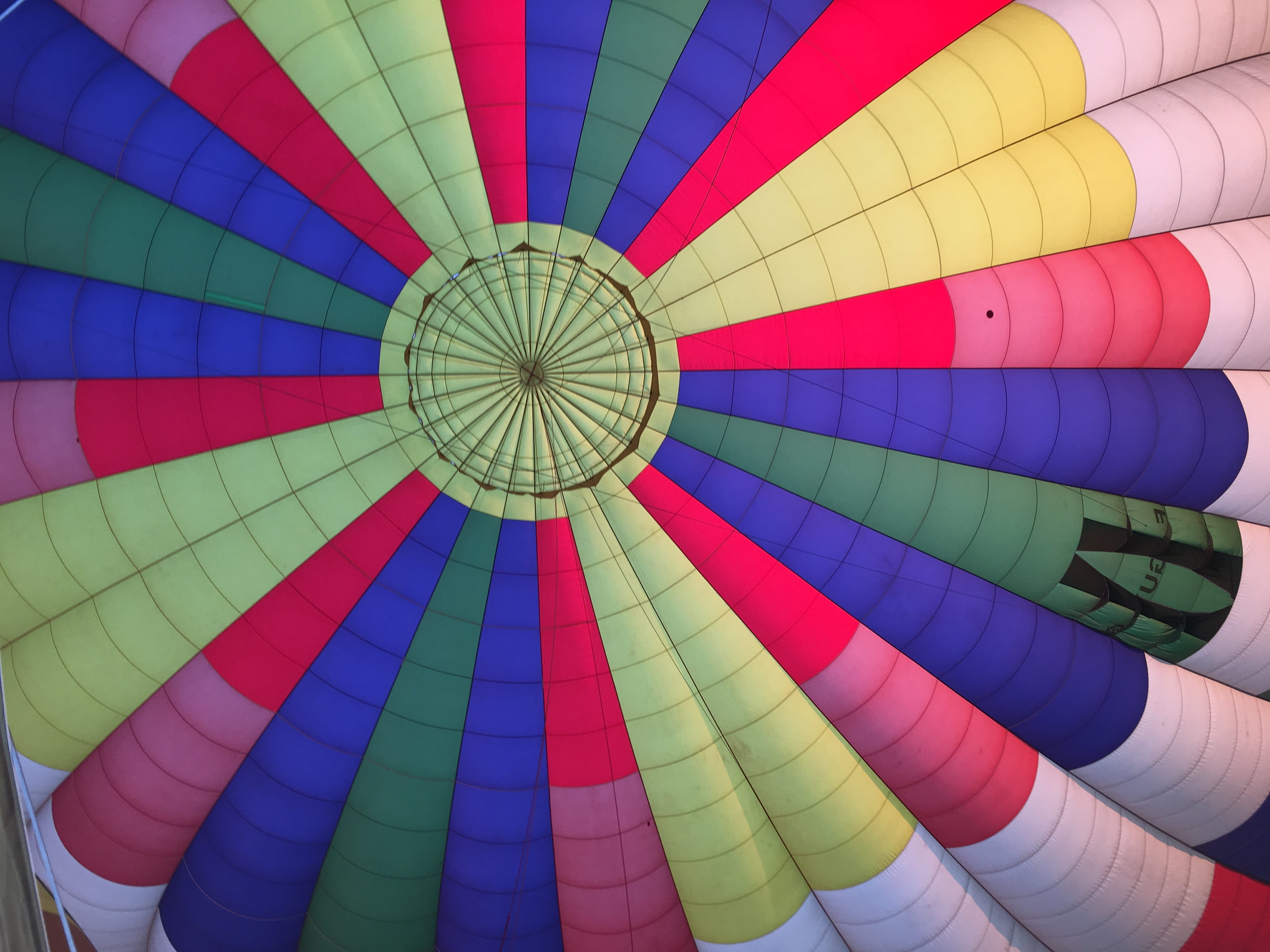 flying, Fabric, skill, mode of transportation, burners, circle, low angle view, aerostatic, day, full frame, transportation, adventure, Colors, no people, HD Wallpaper