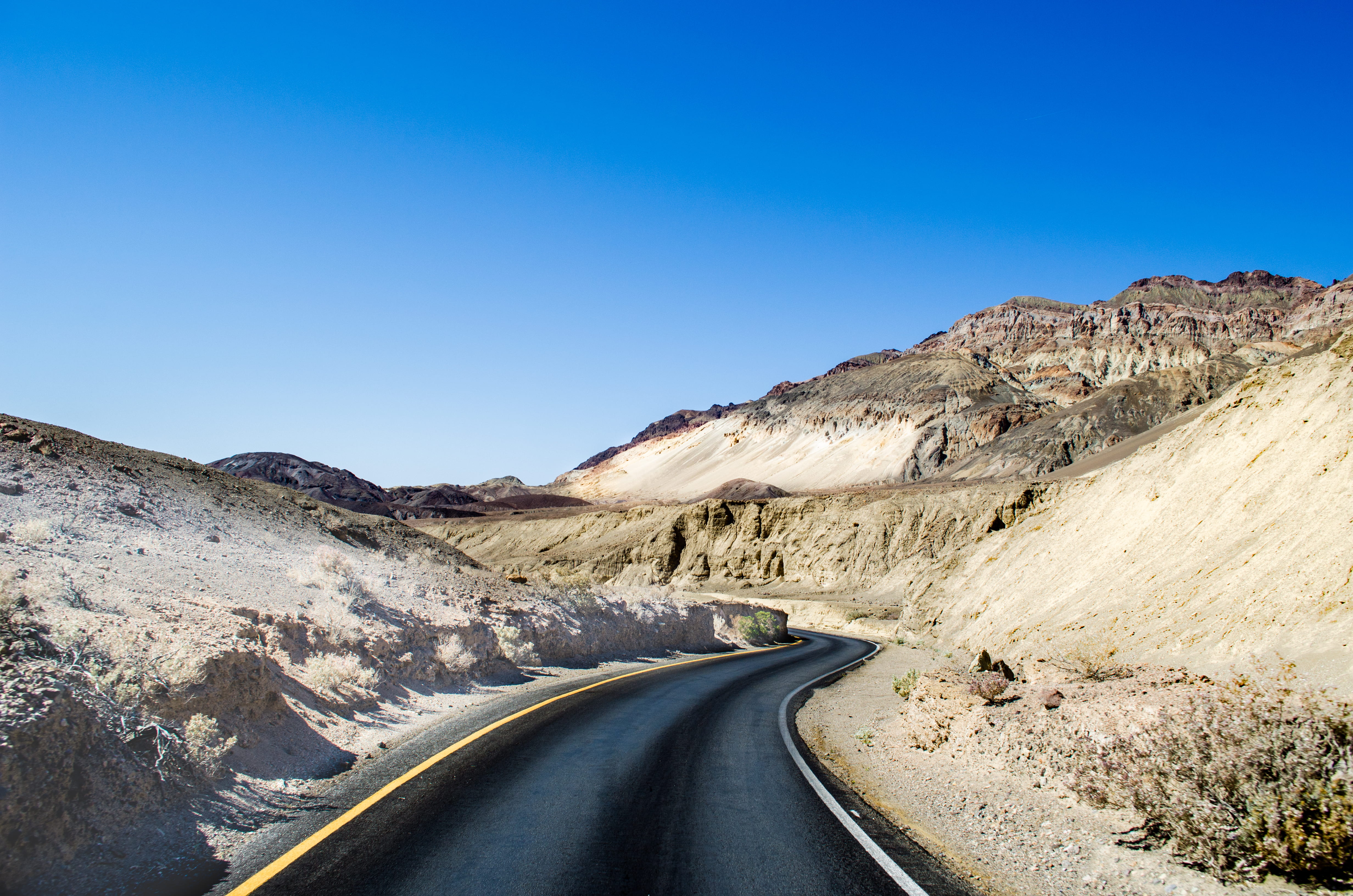 death valley, clear sky, roadway, land, scenics - nature, curve, national park, safari, winding road, mountain range, desert, curving road, 4K, blue, asphalt, HD Wallpaper