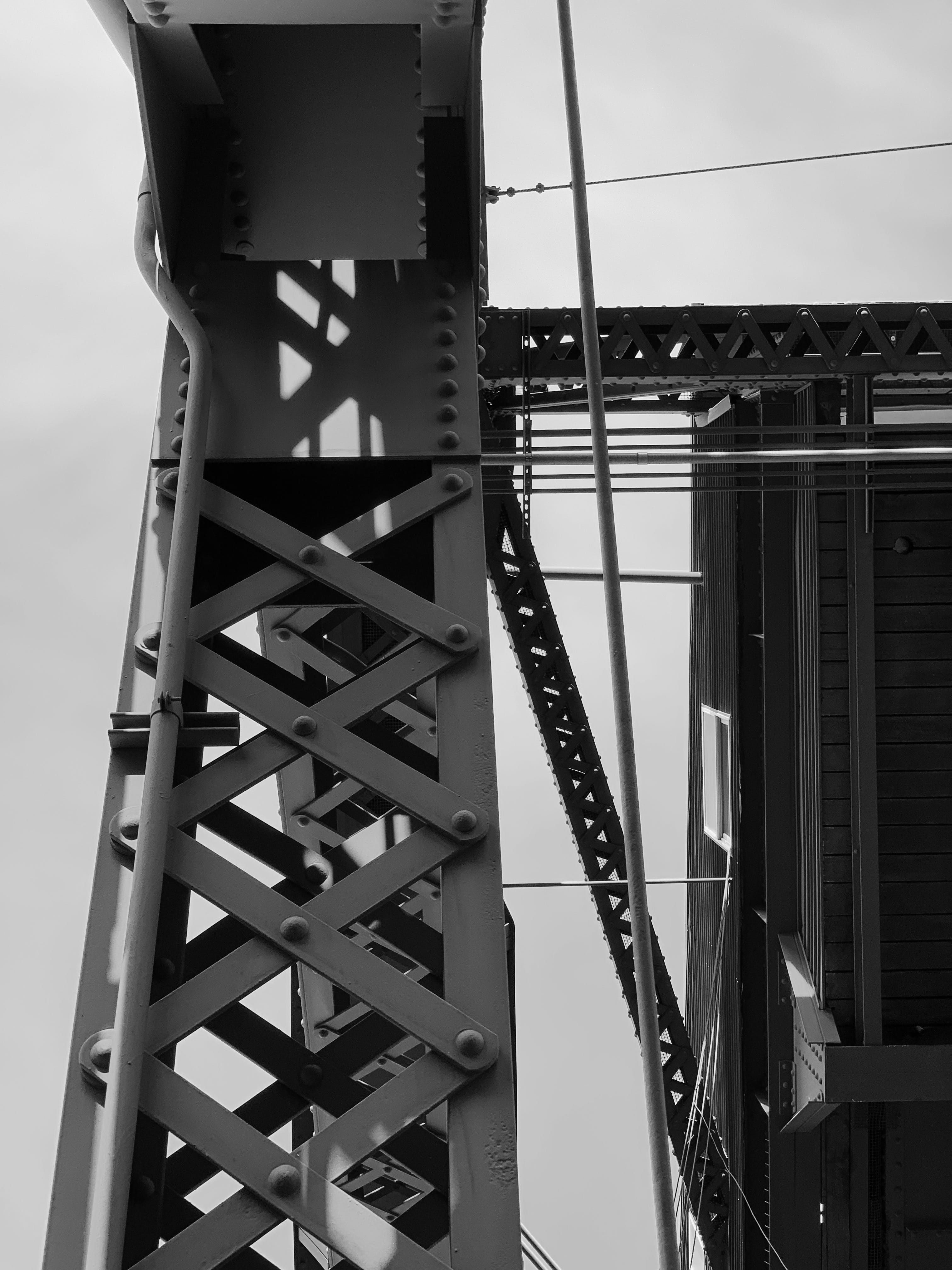 technology, 1200 nw naito pkwy, focus on foreground, girder, alloy, outdoors, architecture, cable, steel, sky, low angle view, connection, metal, no people, Phone HD Wallpaper