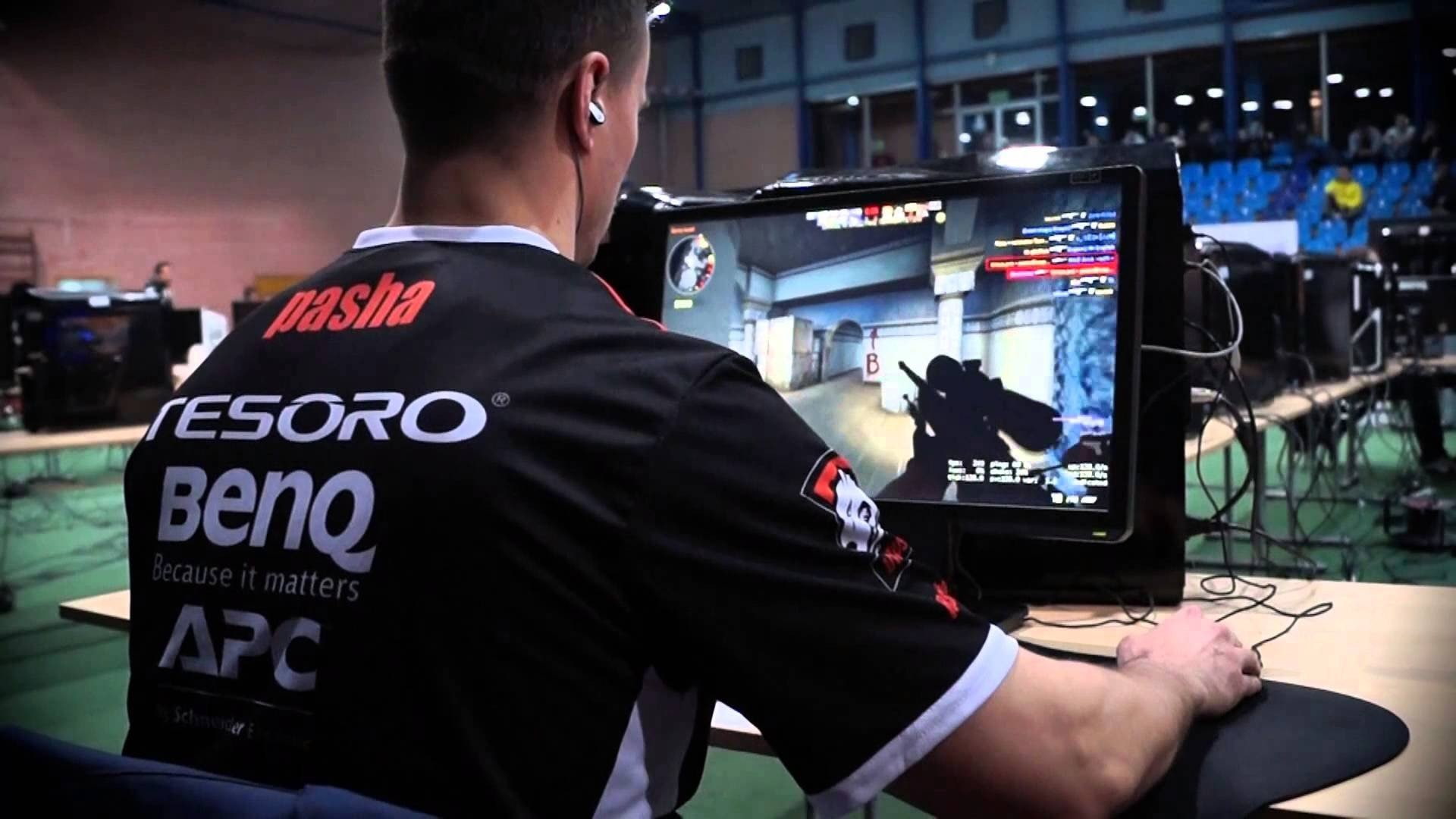 surveillance, security guard, security staff, crime, rear view, communication, social issues, protection, pashabiceps player csgo virtus pro, men, law, HD Wallpaper