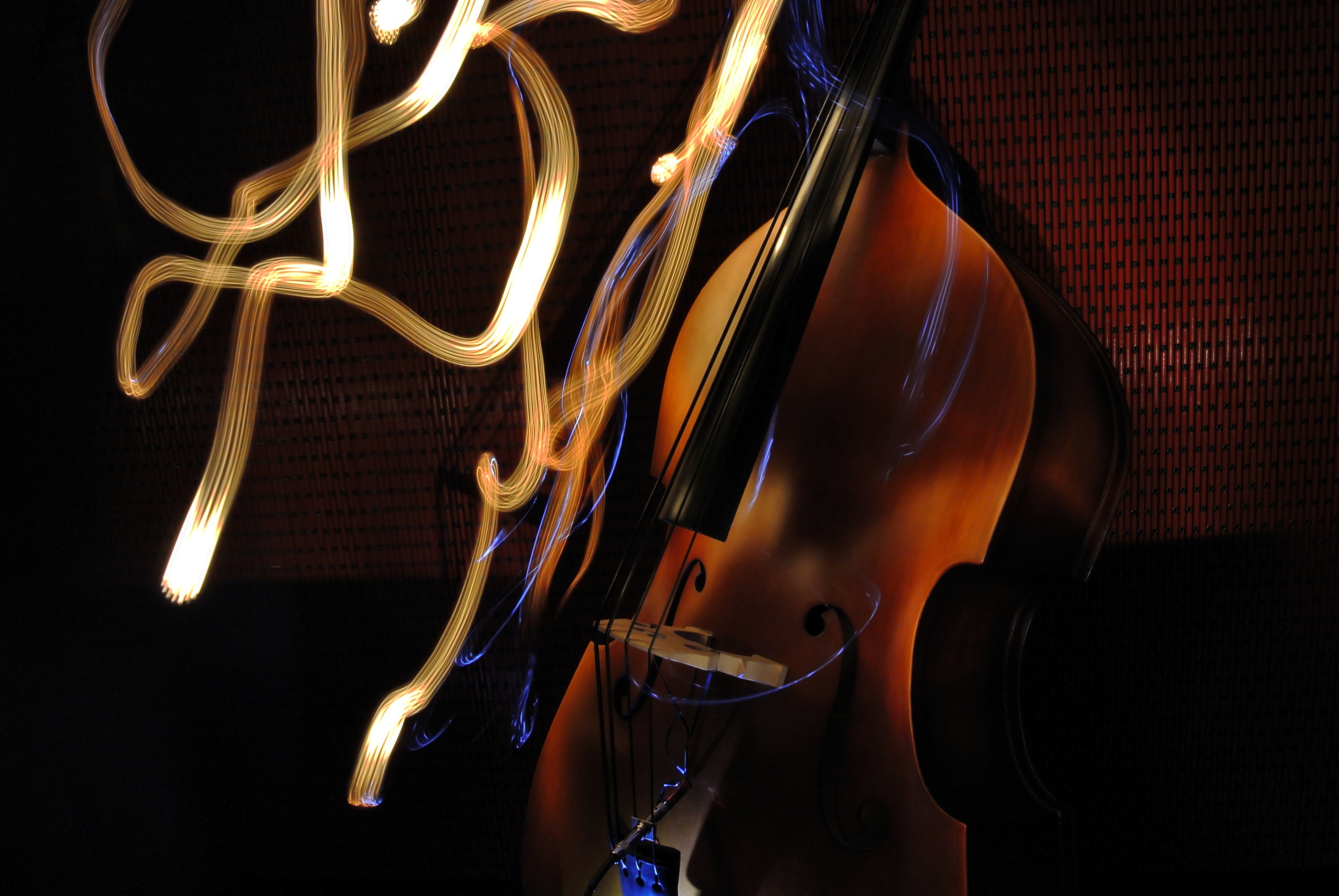 light painting, bow - musical equipment, studio shot, black background, guitar, performance, music, still life, arts culture and entertainment, dark, upright bass, HD Wallpaper