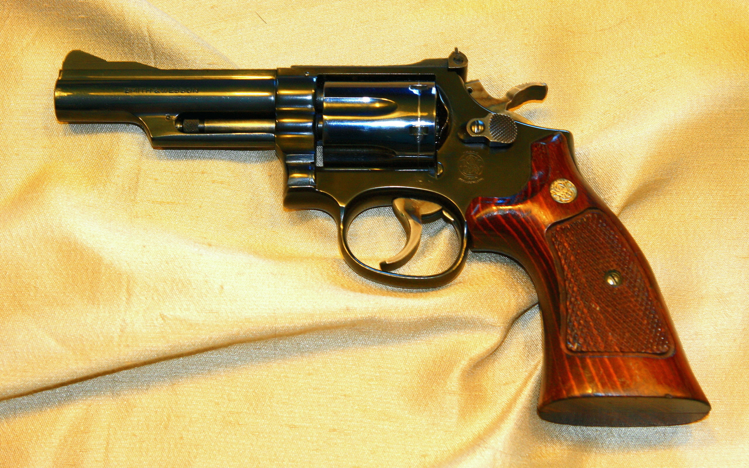 no people, communication, security, single object, crime, conflict, weapons, gun, 2K, pistol, textile, personal accessory, social issues, still life, violence, HD Wallpaper