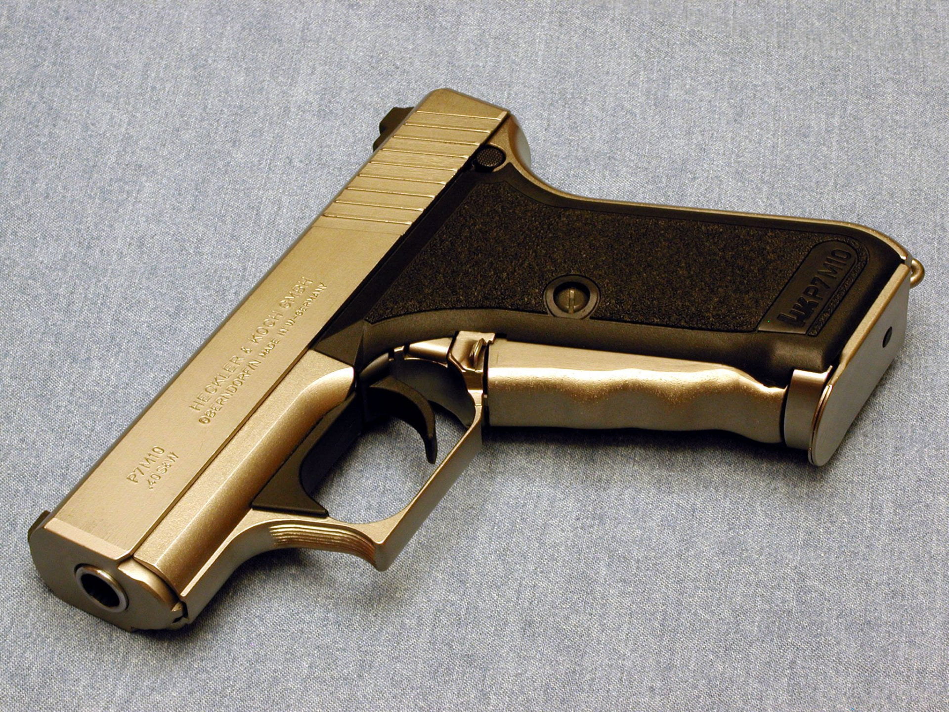 studio shot, still life, 1080P, gun, sign, security, weapon, single object, close-up, gray background, Weapons, brass, safety, communication, pistol, leather, HD Wallpaper