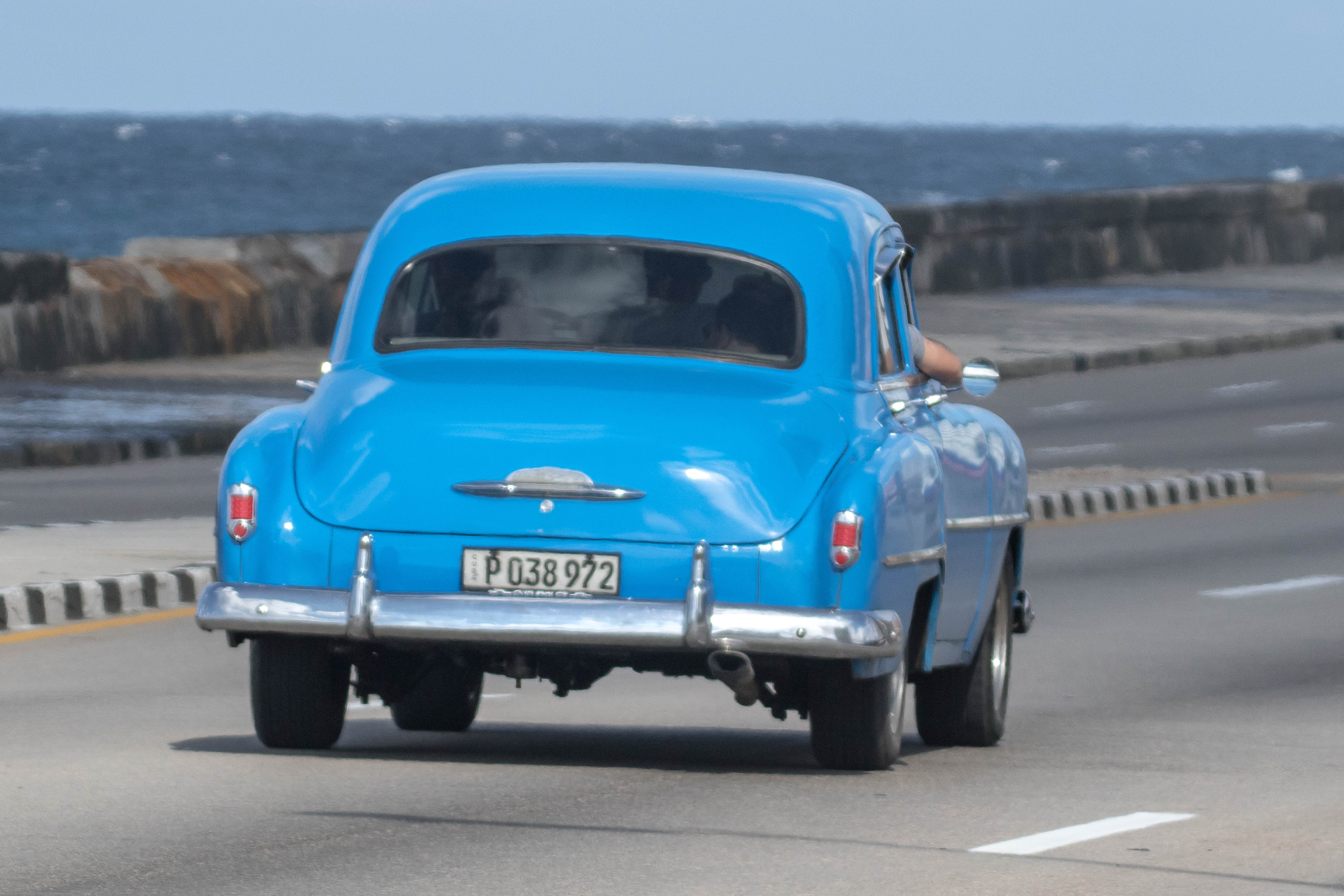 street, road, road trip, malecon, blue, 5K, day, motor vehicle, outdoors, no people, sky, travel, classic, almendron, taxi, nature, architecture, city, HD Wallpaper