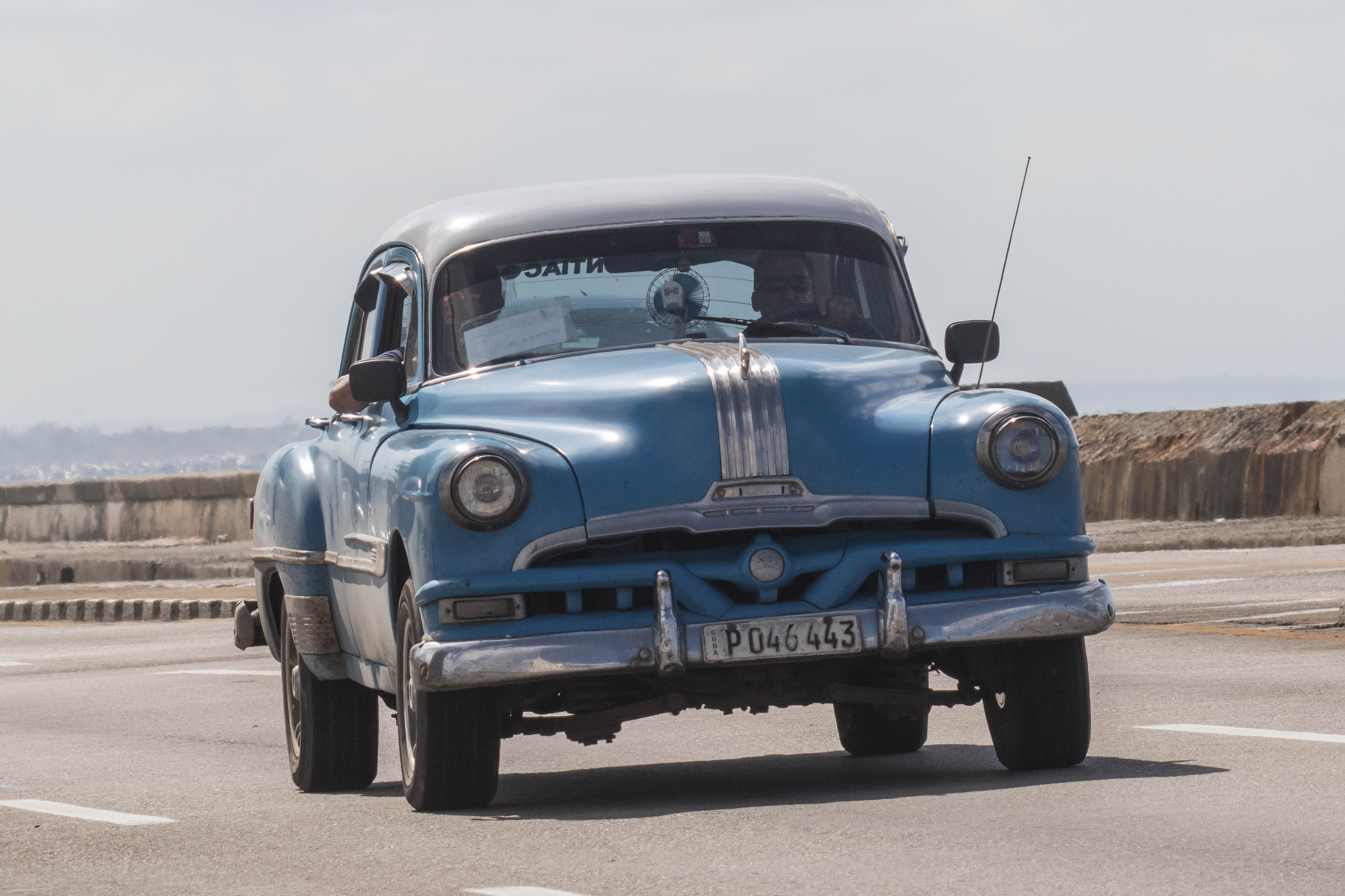 shadow, no people, travel, nature, classic, land vehicle, sky, stationary, havana, sunlight, city, car, street, blue, malecon, almendron, road, security, HD Wallpaper