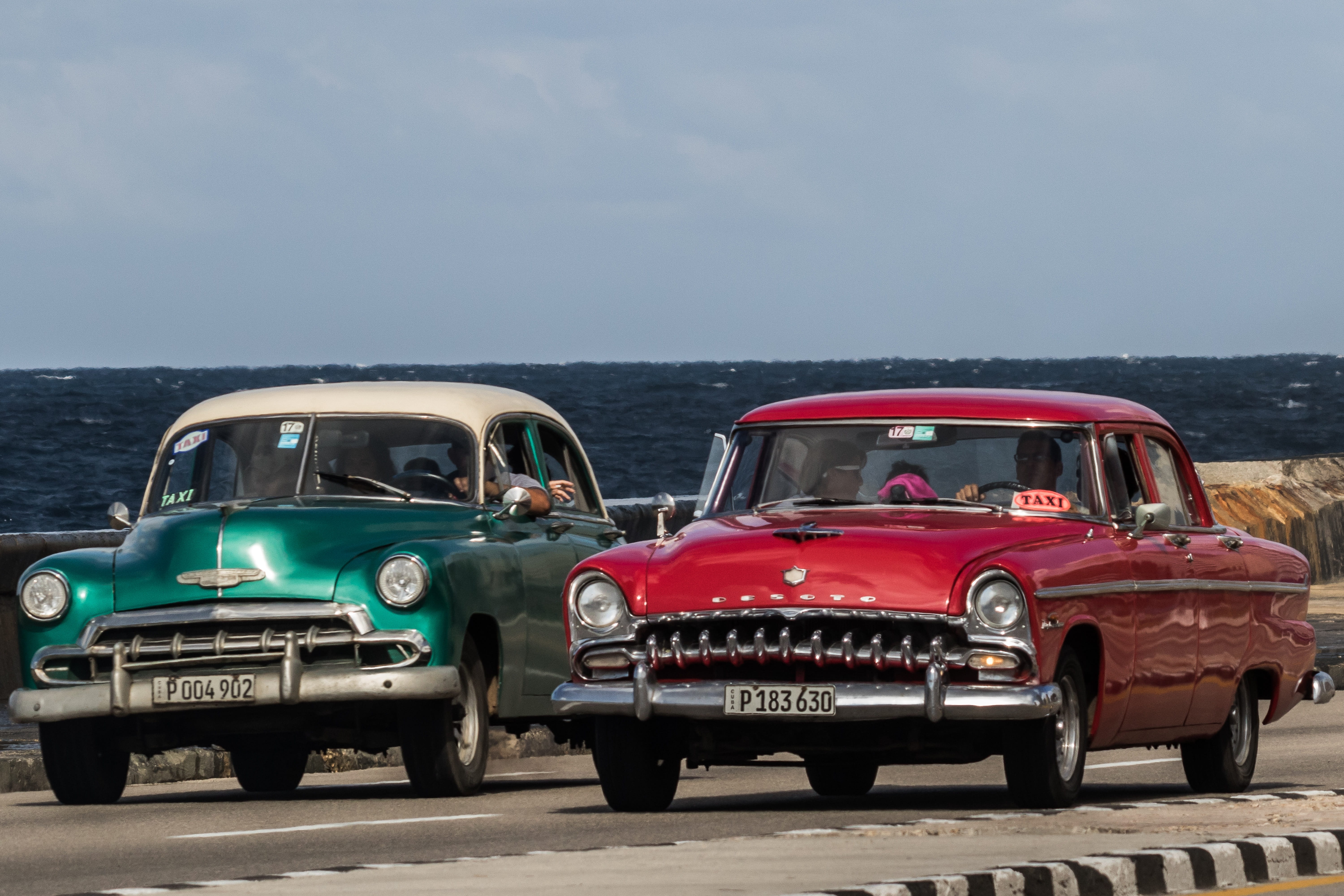 almendrones, havana, retro styled, horizon, travel, mode of transportation, red, motor vehicle, water, desoto, horizon over water, sky, sea, road trip, HD Wallpaper