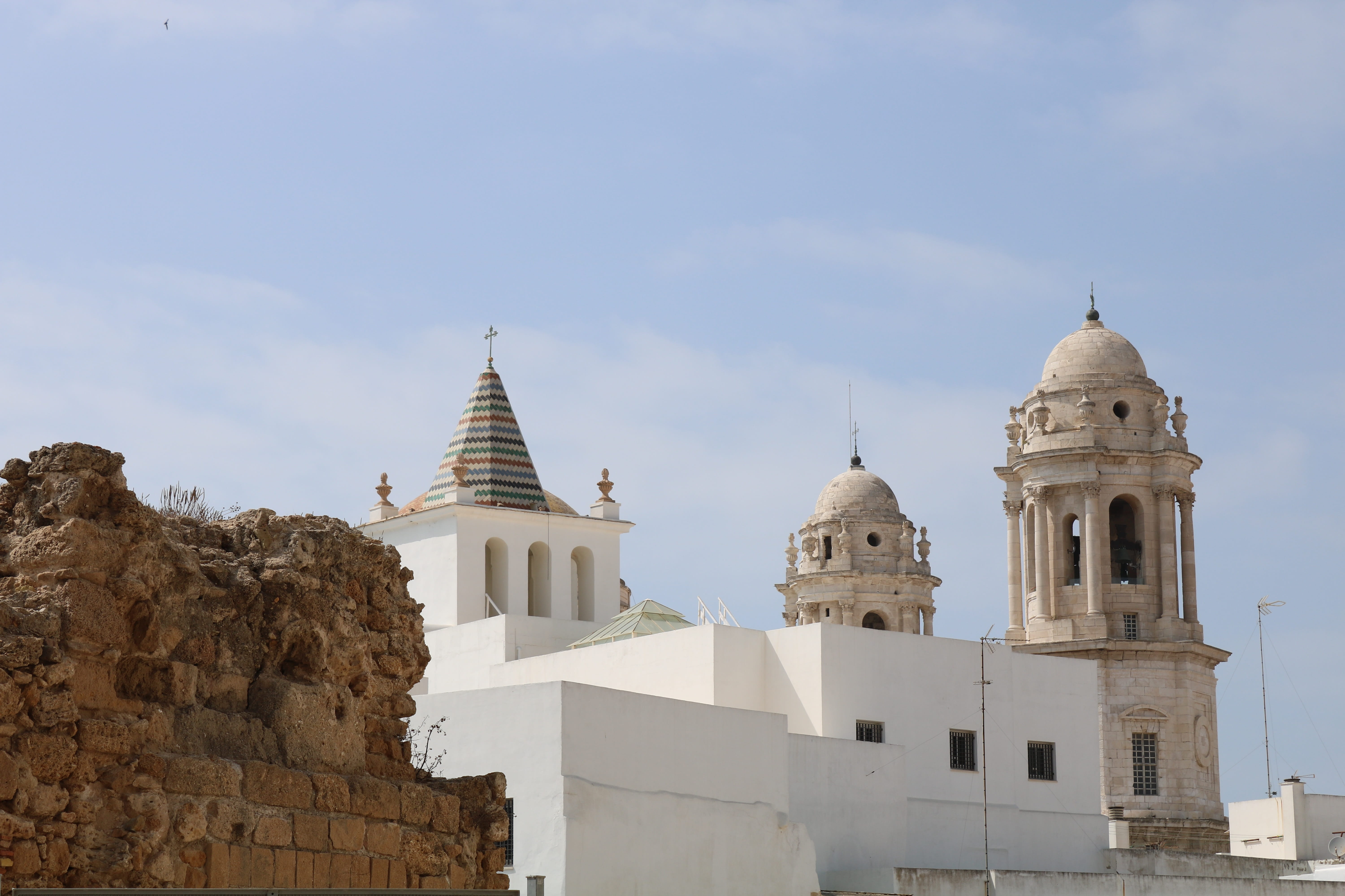 malecon, church, cathedral, spain, low angle view, religion, spirituality, place of worship, belief, built structure, andalusia, sea, the past, day, nature, HD Wallpaper
