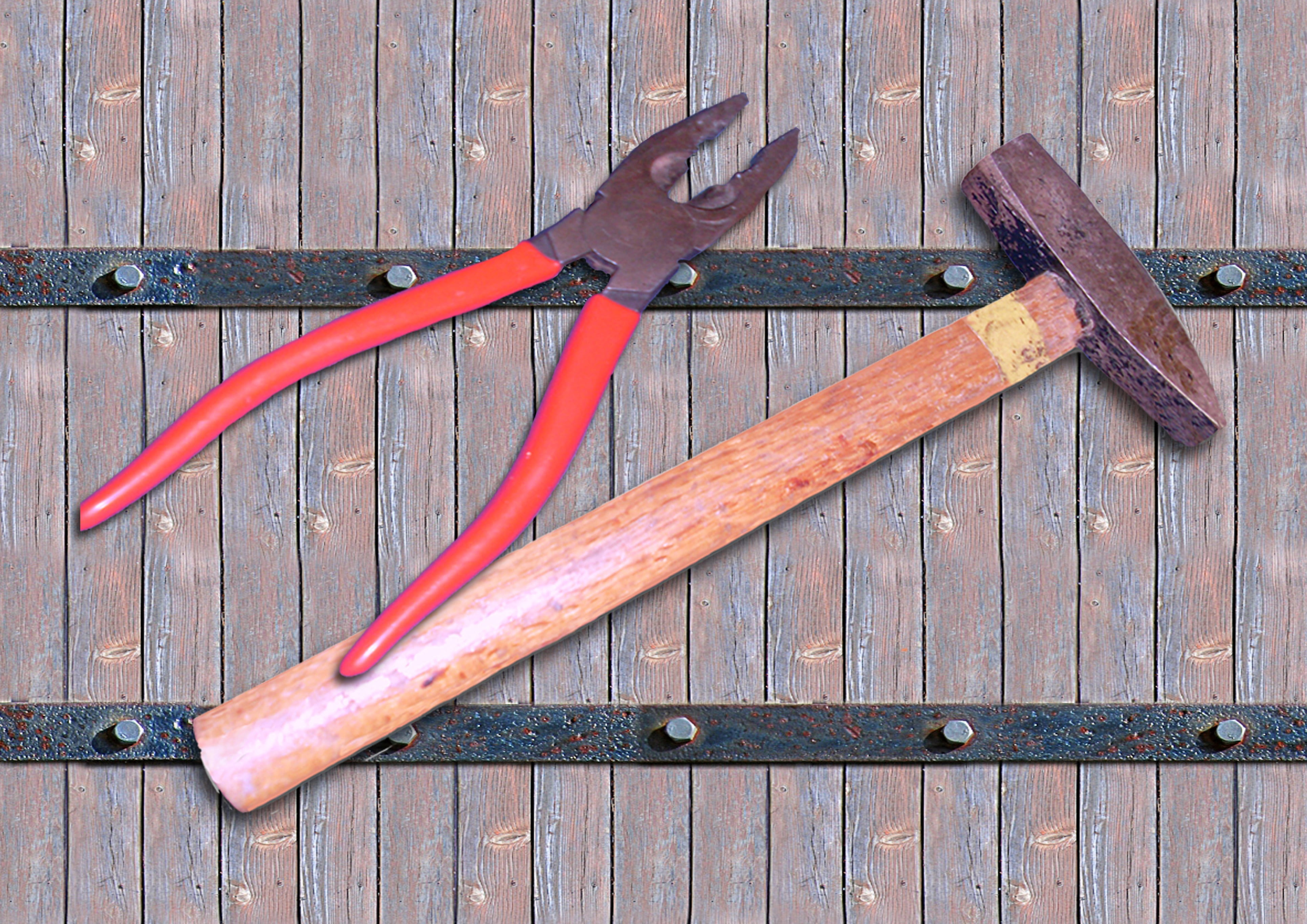 rusty, wall - building feature, safety, 4K, high angle view, maintenance, old, work tool, no people, nature, pliers, work, repair, security, day, still life, HD Wallpaper