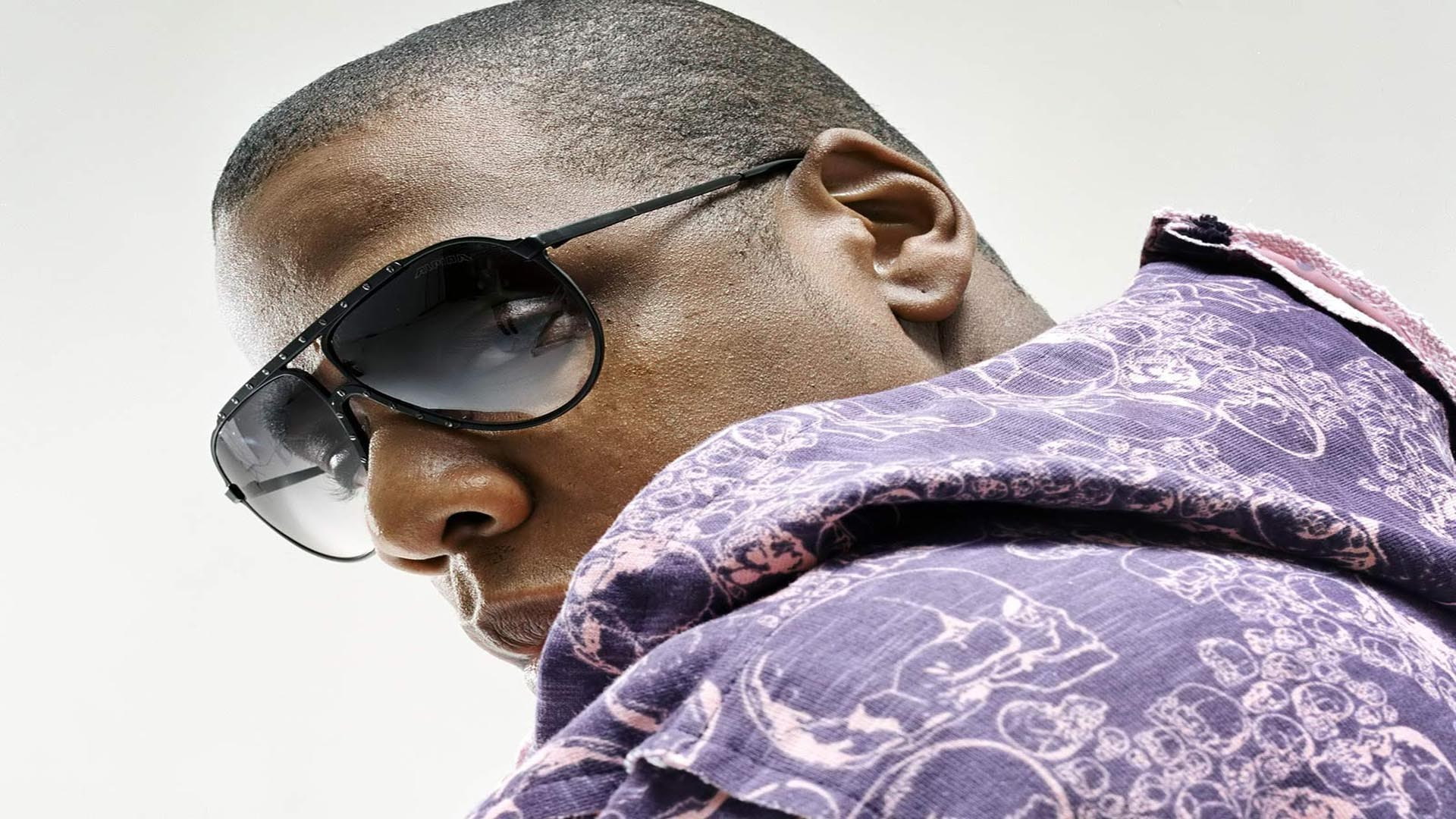 close-up, 1080P, human body part, profile view, jay z, portrait, indoors, headshot, studio shot, looking, sunglasses, hairstyle, body part, glasses, contemplation, HD Wallpaper