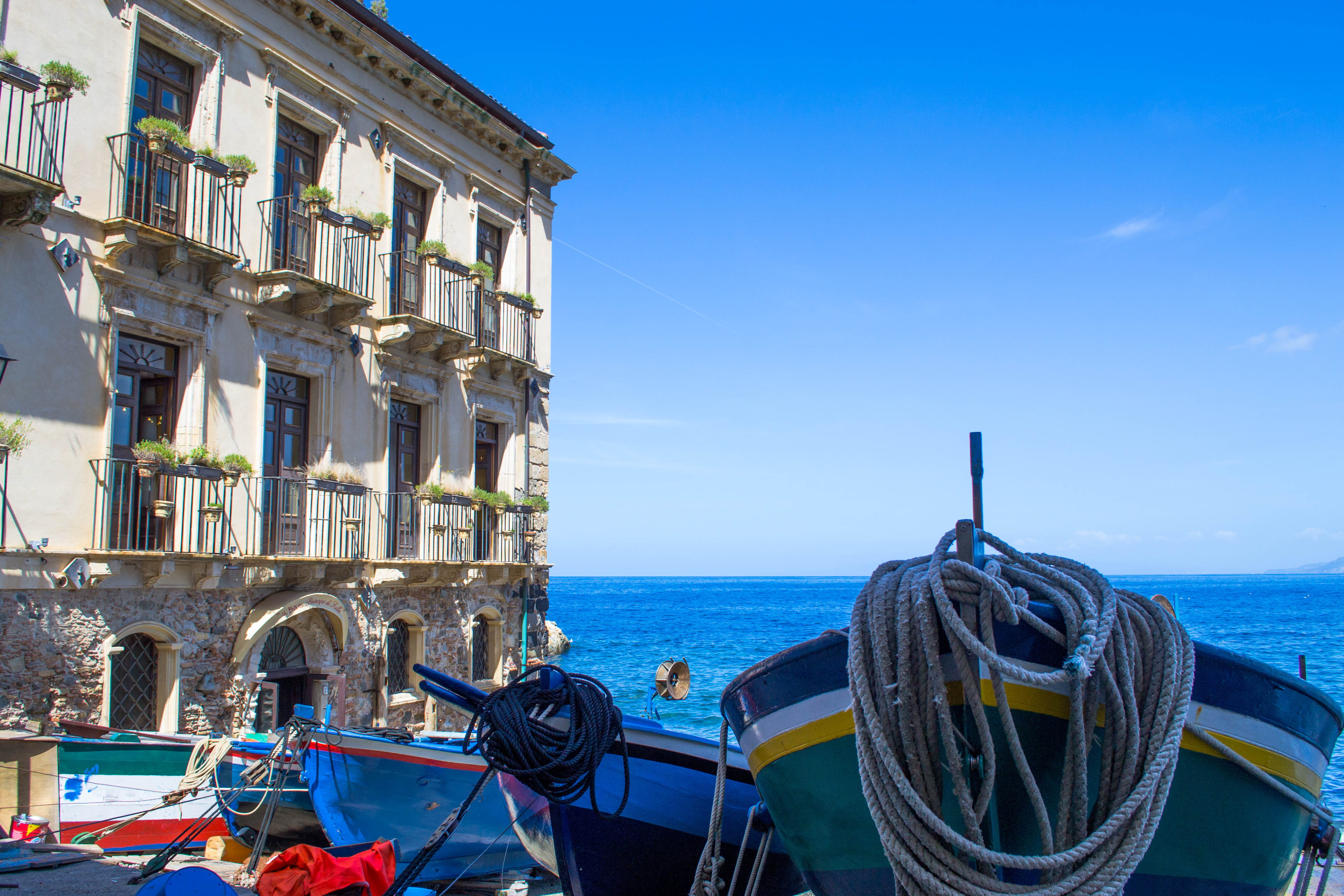 architecture, italy, scilla, sunlight, no people, day, transportation, 4K, sea, nature, nautical vessel, water, built structure, horizon, mode of transportation, HD Wallpaper