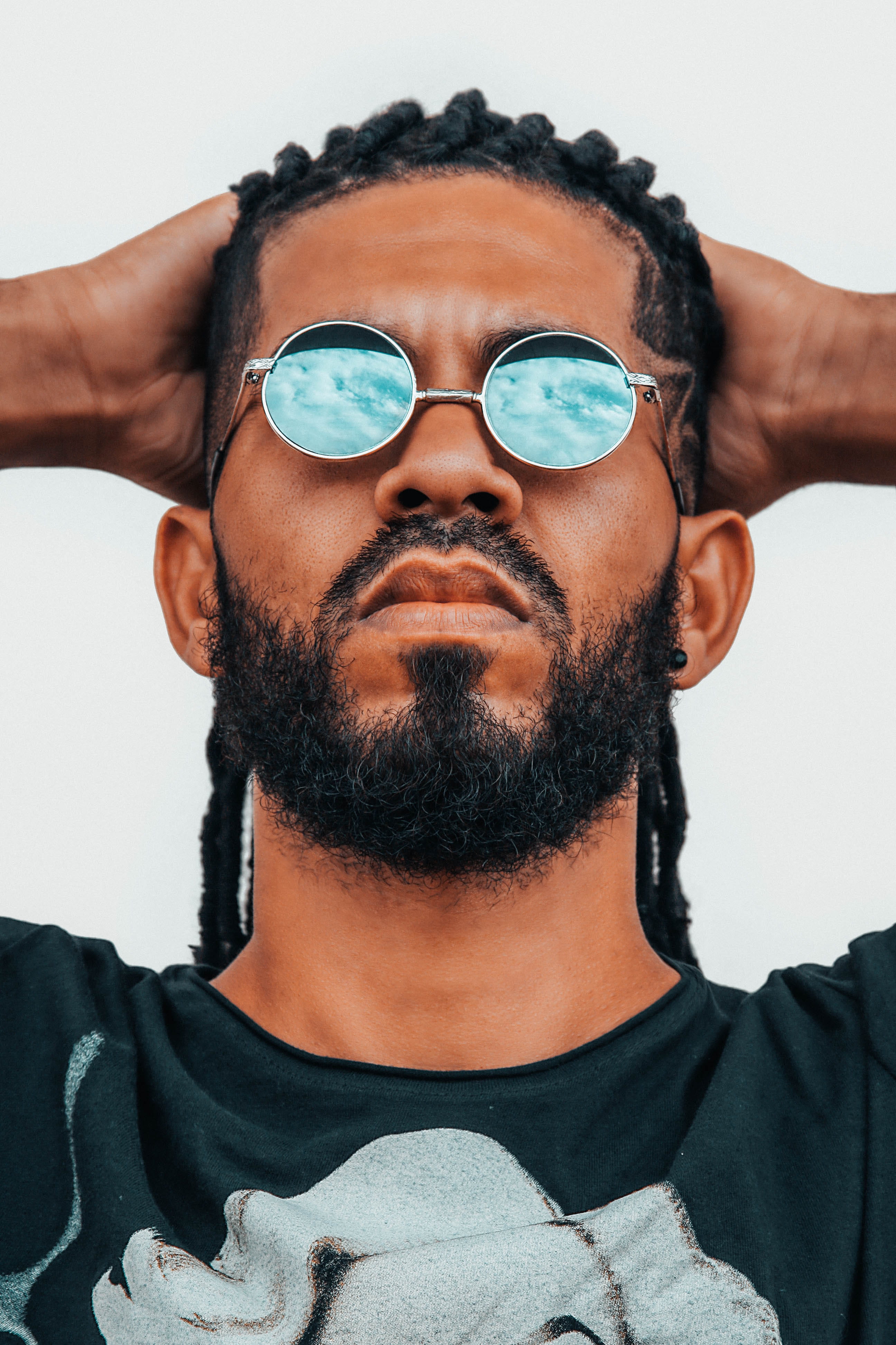glass, one person, crew, headshot, casual clothing, serious, braids, indoors, 4K, male, studio shot, facial hair, front view, reflection, fashion, black, Phone HD Wallpaper