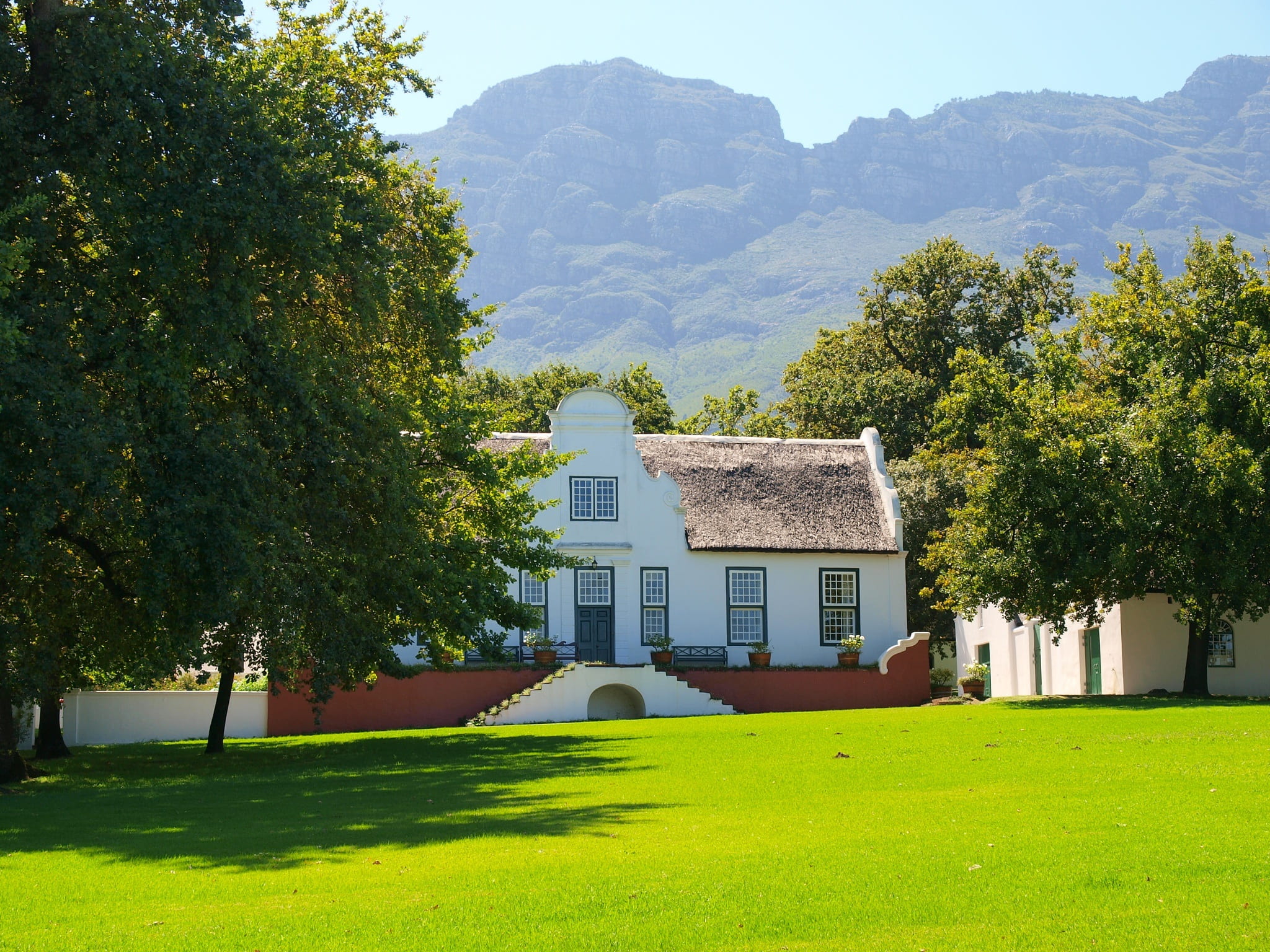 sky, growth, nature, stellenbosch, mountain, built structure, south africa, building, sunlight, land, residential district, grass, winemaker, house, outdoors, HD Wallpaper