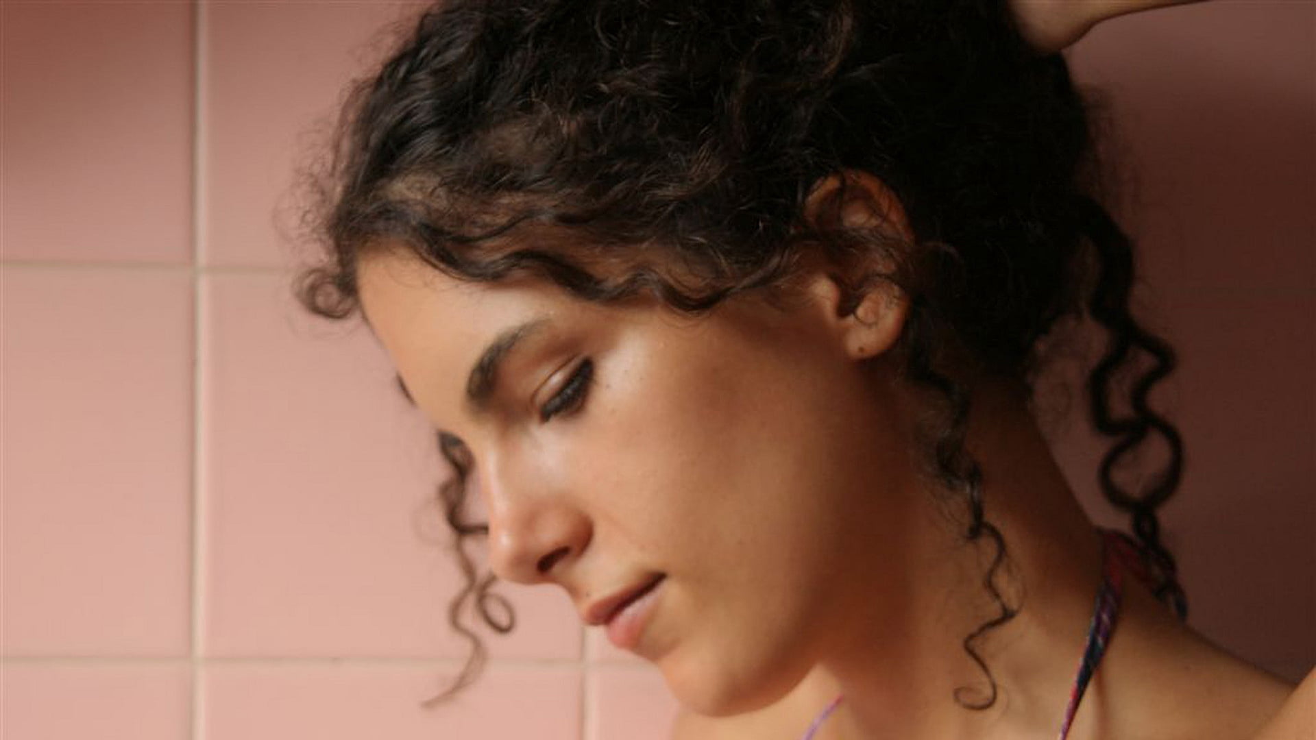 contemplation, 1080P, girl, portrait, look, hairstyle, s, adult, beautiful woman, beauty, indoors, brown hair, curly hair, face, human body part, close-up, HD Wallpaper