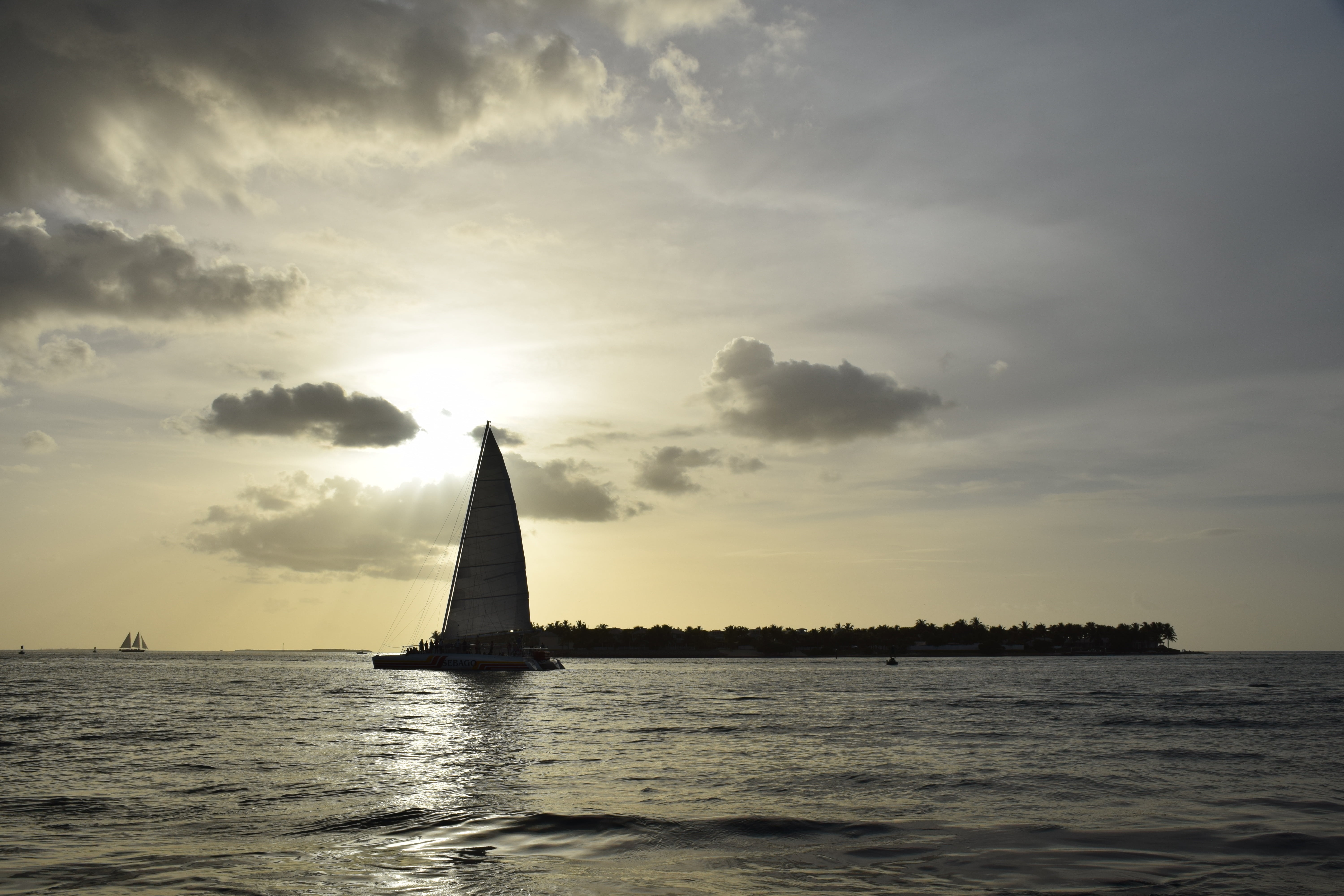 scenics - nature, 5K, architecture, beach, holidays, sunset, sailing, silhouette, mode of transportation, cloud - sky, waterfront, nautical vessel, beauty in nature, HD Wallpaper