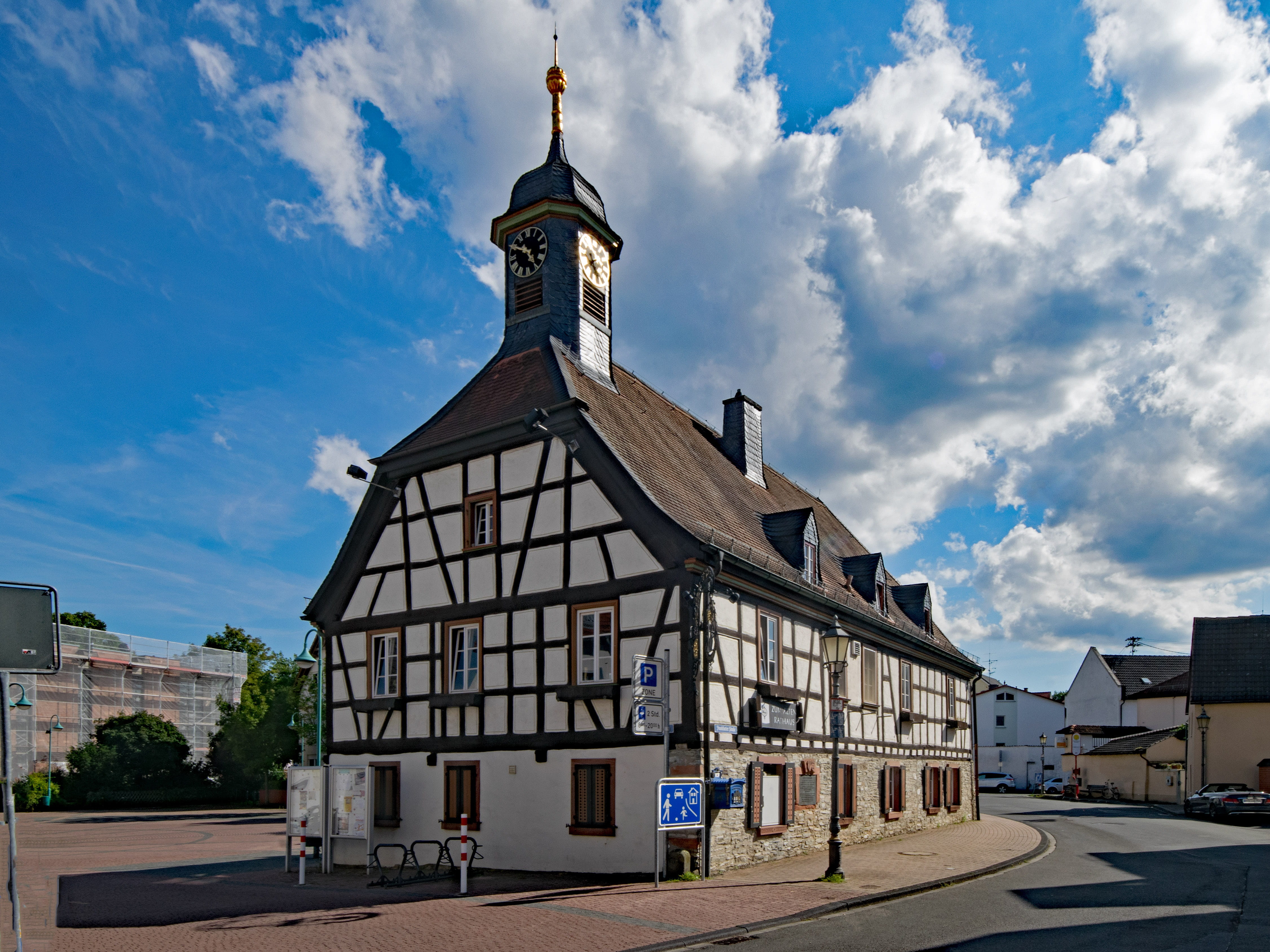 sky, no people, building exterior, cloud - sky, 4K, travel destinations, blue, building, hesse, belief, old building, taunus, old town hall, place of worship, HD Wallpaper