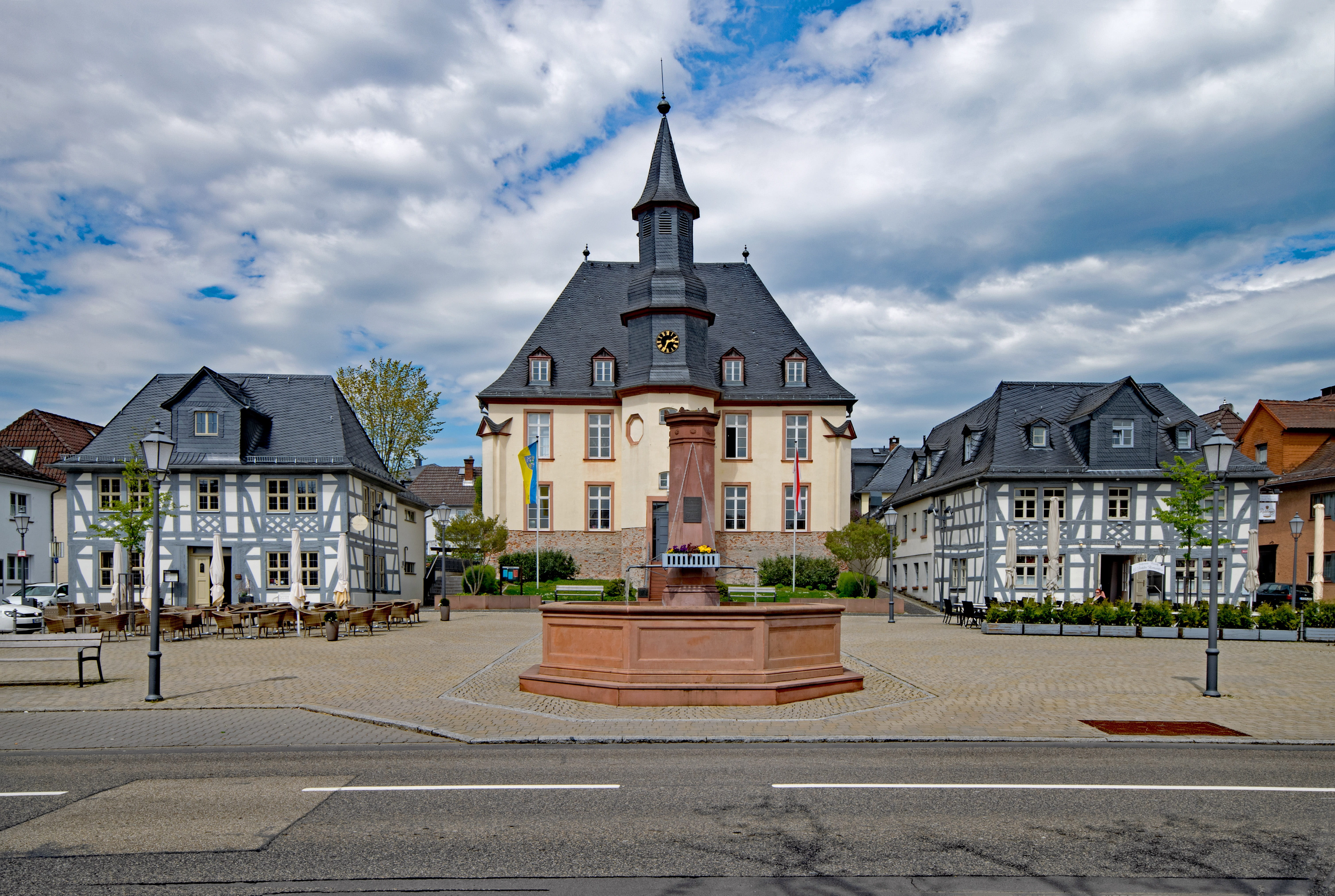 places of interest, no people, street, Usingen, Hesse, building Exterior, urban Scene, road, old town, 5K, history, marketplace, spire, outdoors, day, HD Wallpaper