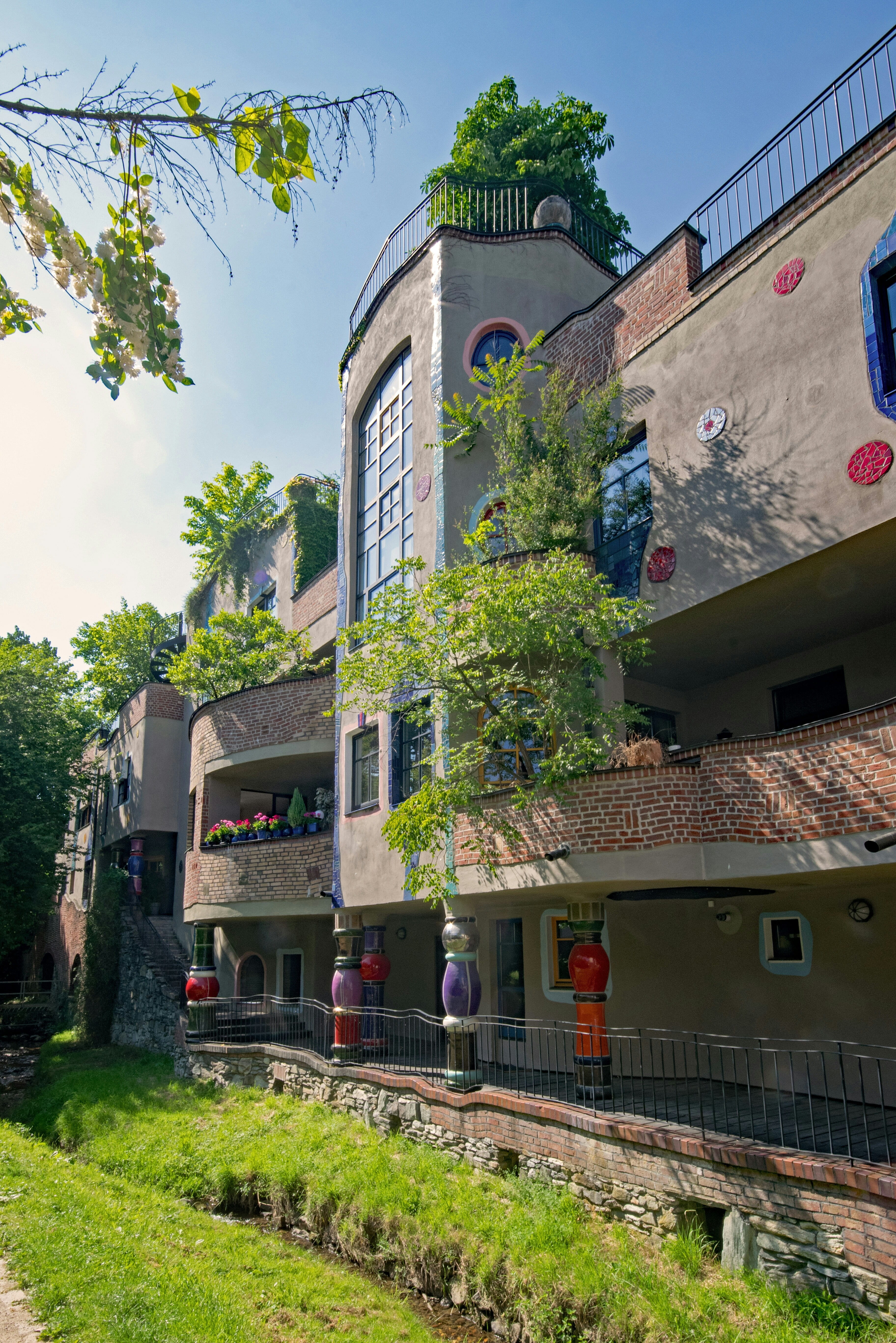 hesse, hundertwasser, house, germany, residential district, sky, tree, building, bad soden, window, outdoors, places of interest, no people, taunus, culture, Phone HD Wallpaper