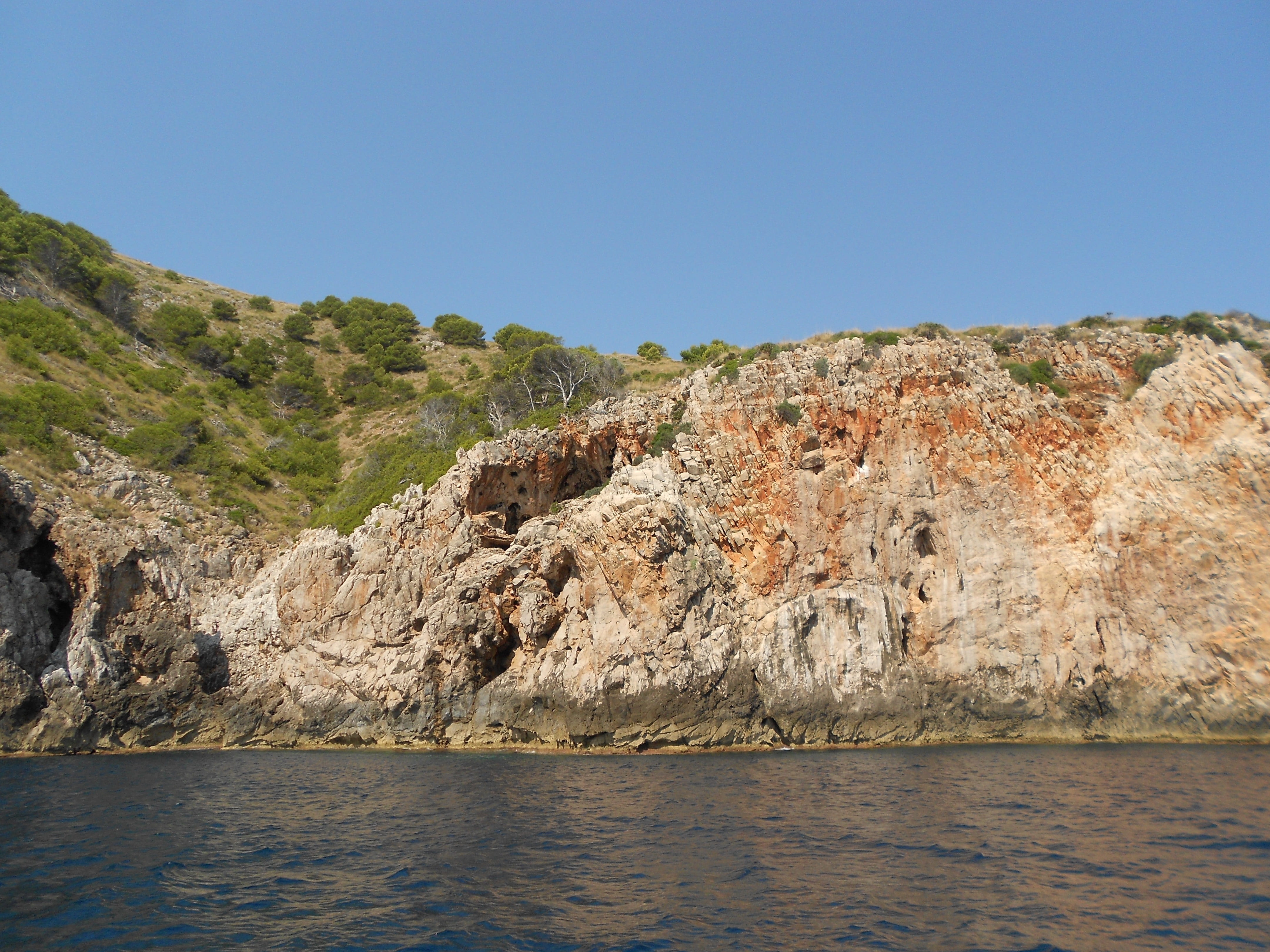 blue, tranquility, formation, waterfront, tranquil scene, 4K, mallorca, scenics - nature, steep slope, scenics, day, view into land, coast, copy space, HD Wallpaper