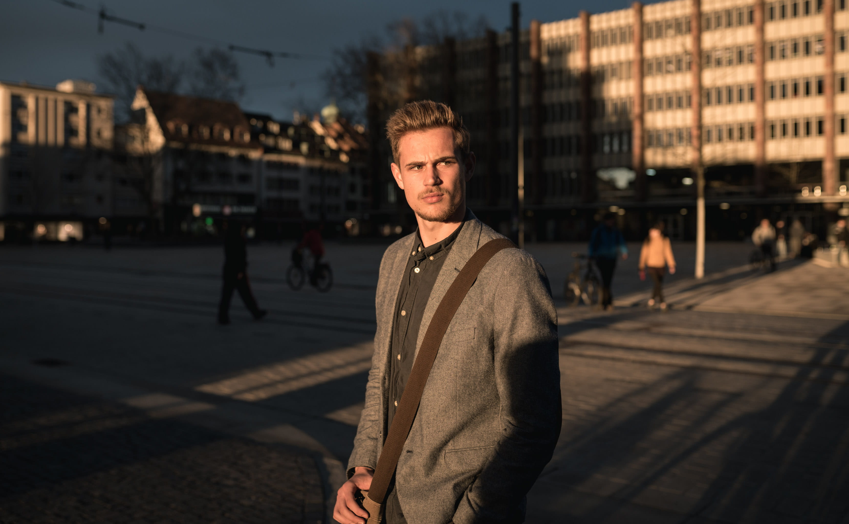 human being, real people, human, architecture, sunshine, schwarzwald, building exterior, sun, lifestyles, incidental people, freiburg, outdoors, streetphotography, HD Wallpaper