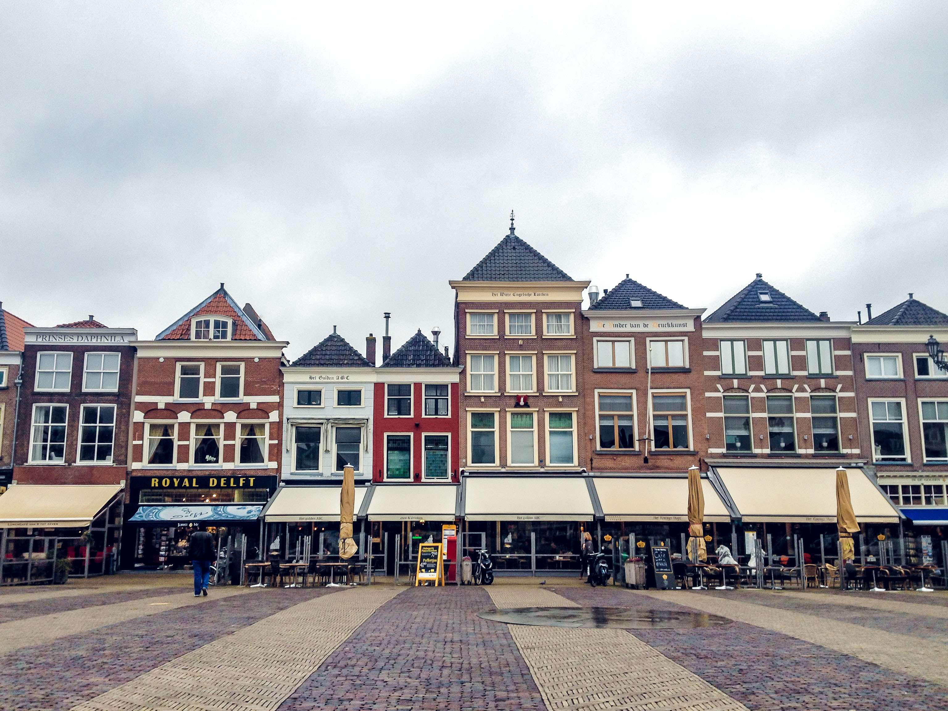 building exterior, cloud - sky, 2K, city, sky, the netherlands, nature, delft, residential district, europe, outdoors, in a row, day, street, no people, HD Wallpaper