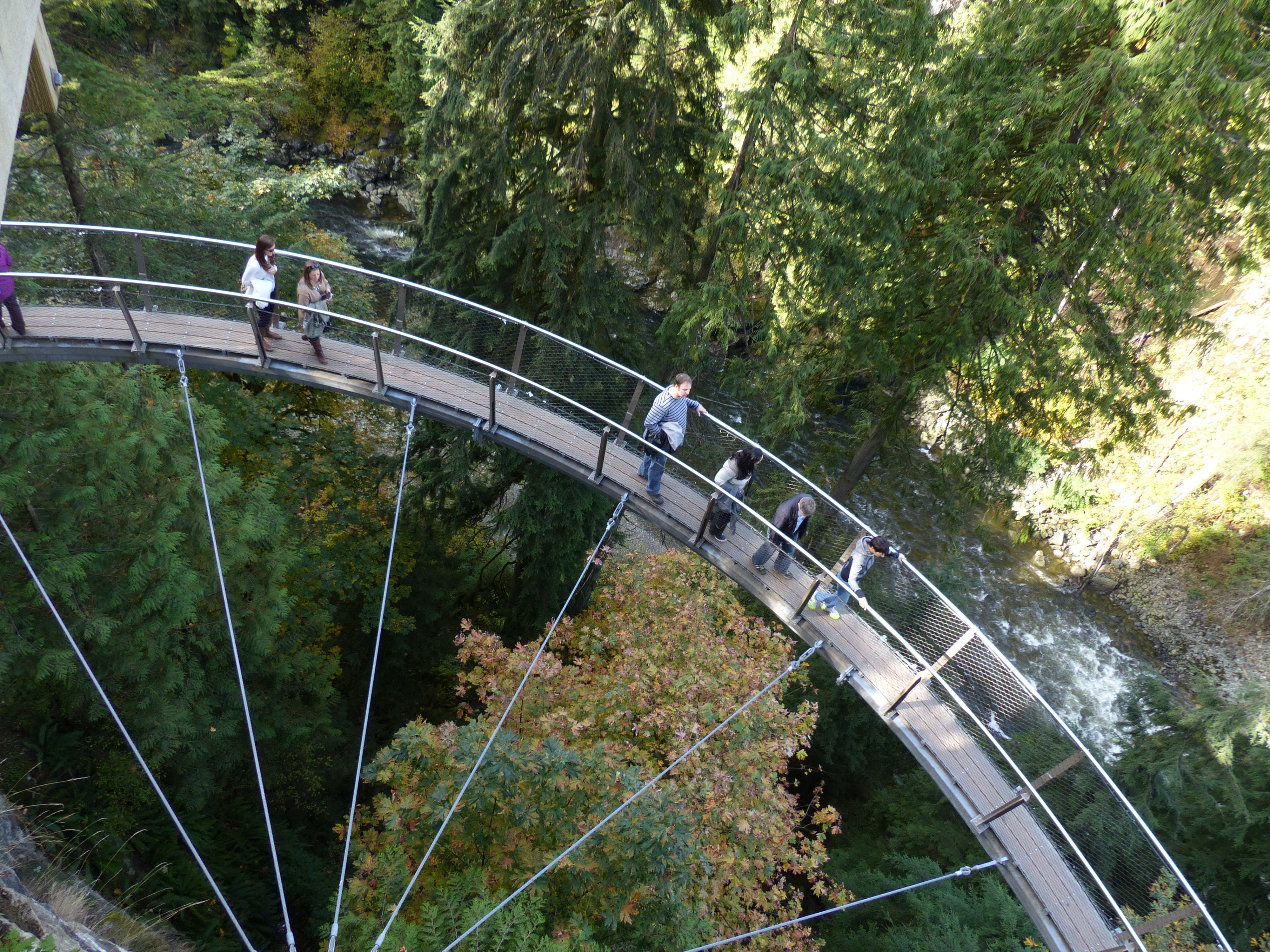british columbia, scene, real people, 4K, sky walk, attraction, men, steel, bridge - man made structure, old, building, vacation, plant, view, water, leisure activity, HD Wallpaper