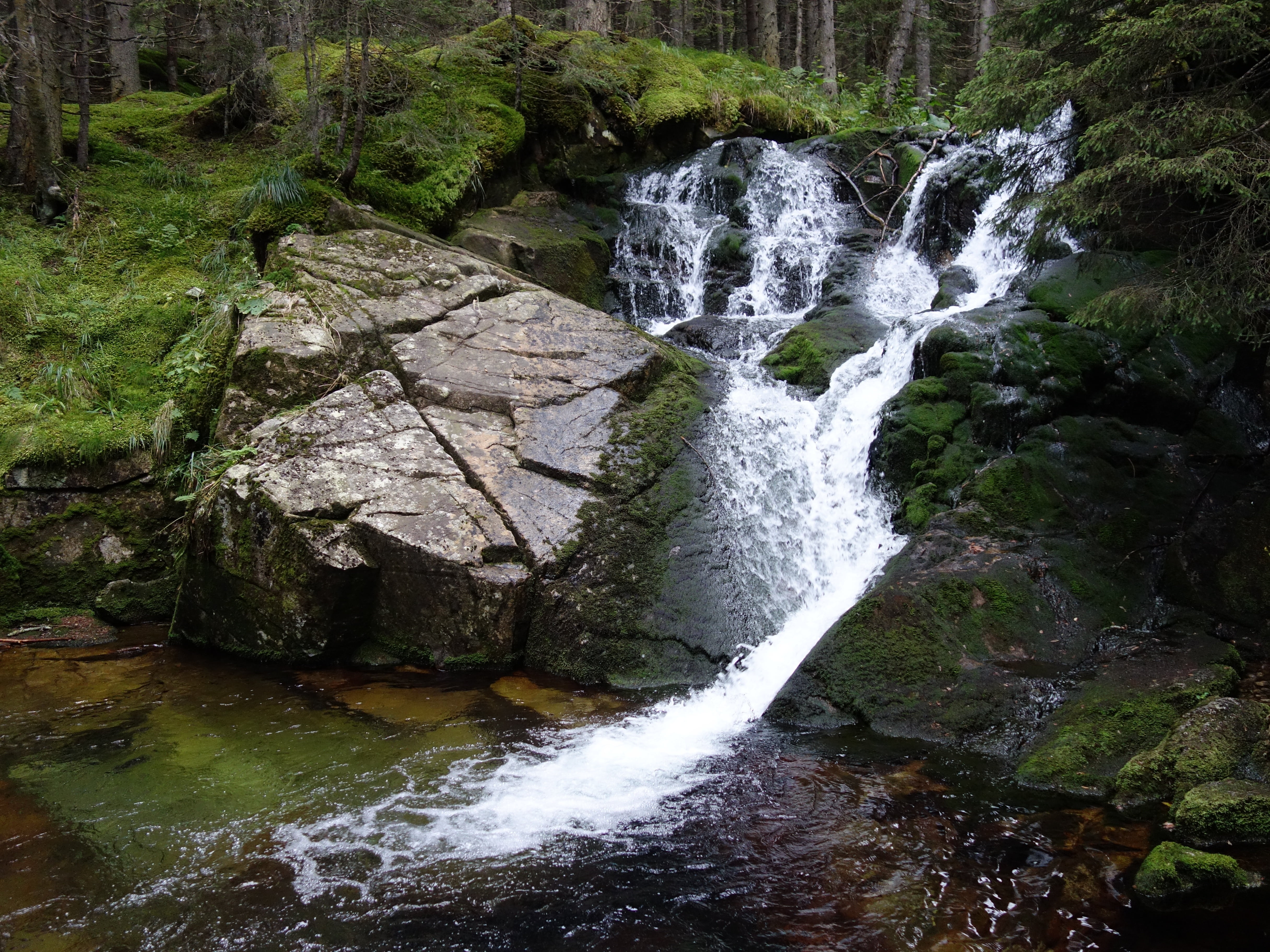 land, waterfall, long exposure, 4K, day, splash, park, motion, solid, falling water, water, no people, flowing water, mountain, flowing, scenics - nature, HD Wallpaper