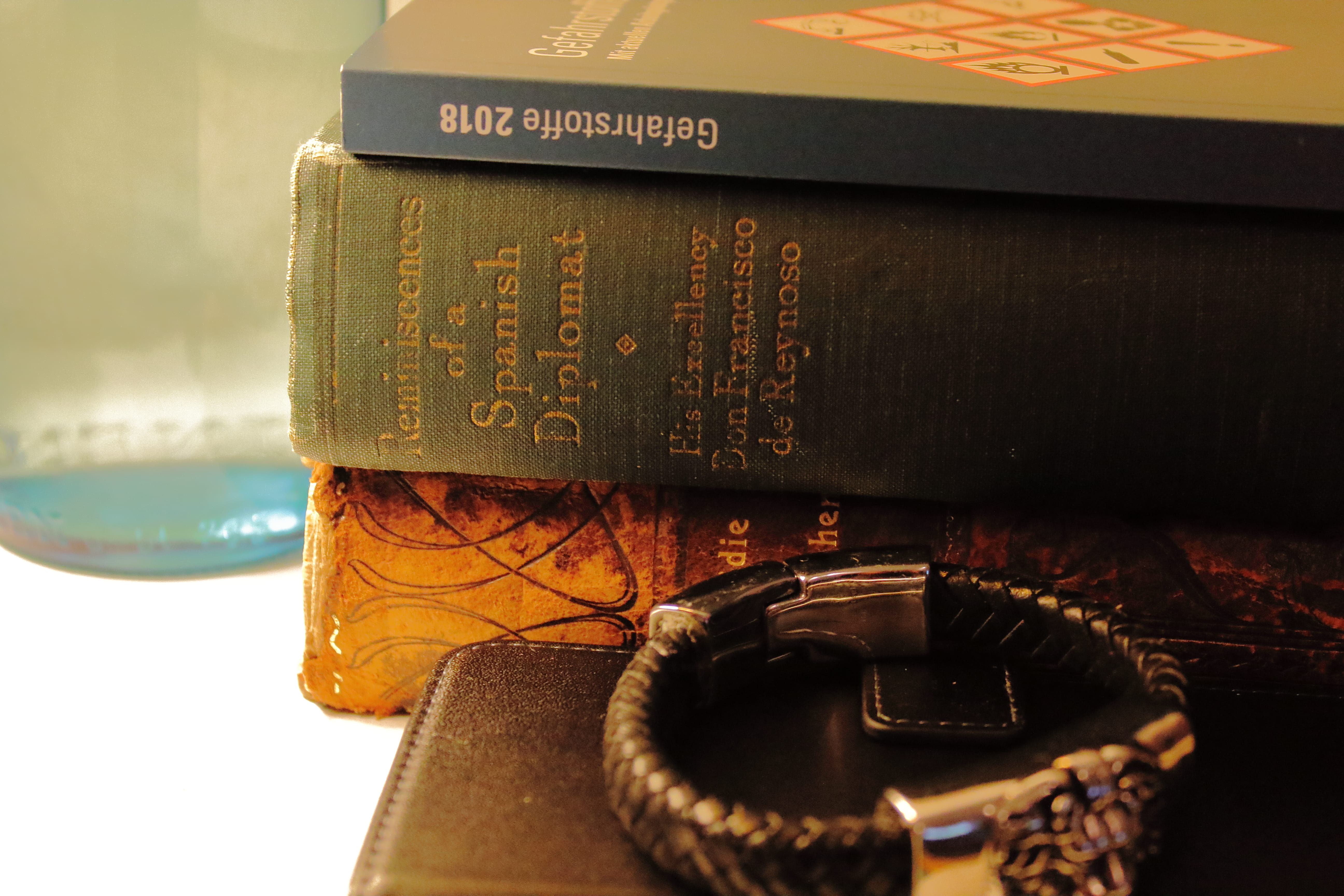 books, indoors, day, protection, bracelet, no people, economy, personal accessory, 5K, close-up, leather, bag, metal, brown, safety, finance, communication, HD Wallpaper