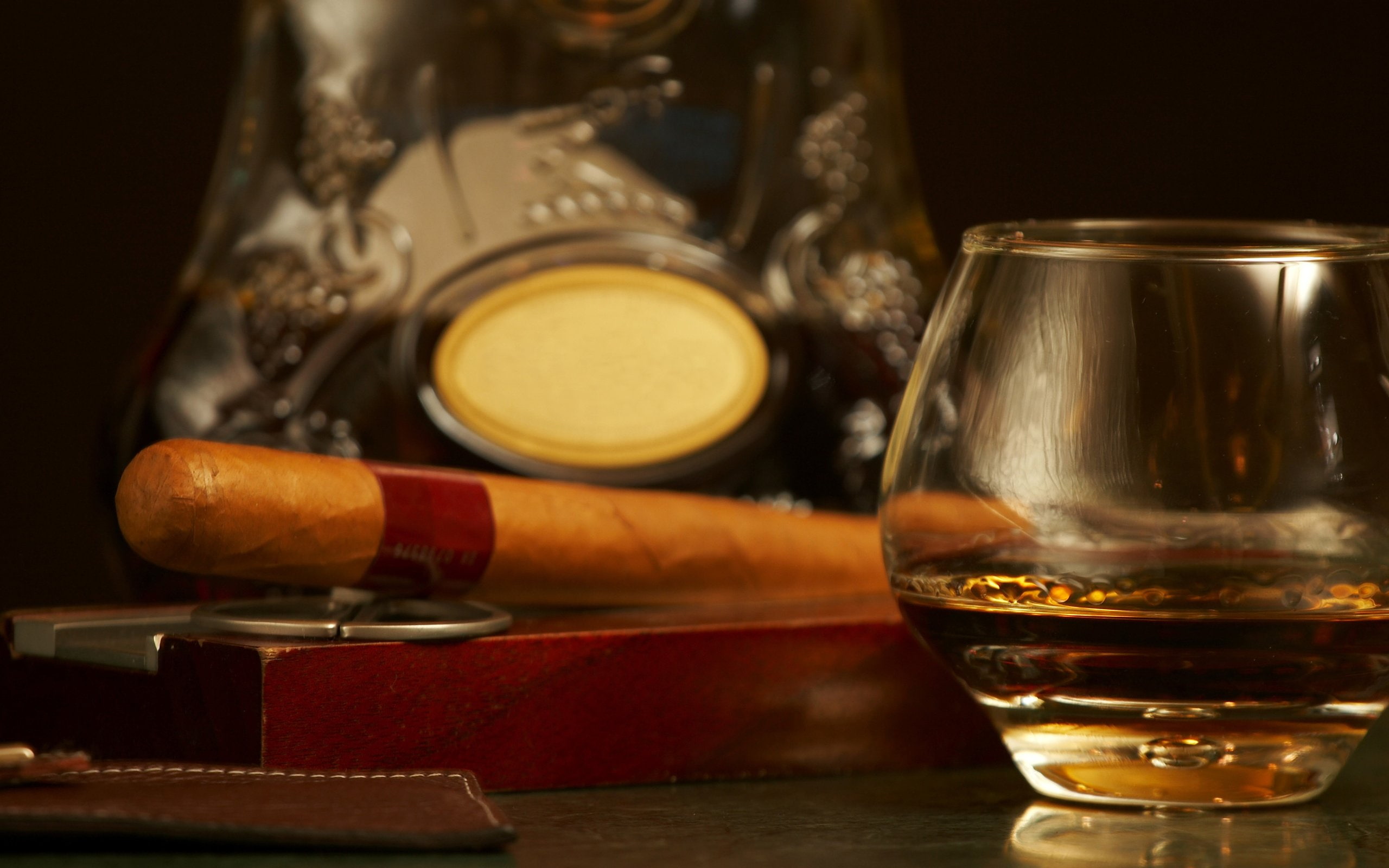 drink, tobacco, glass, drinks, cigar, cigarette, smoke, smoking, alcohol, cigars, bokeh, 2K, HD Wallpaper