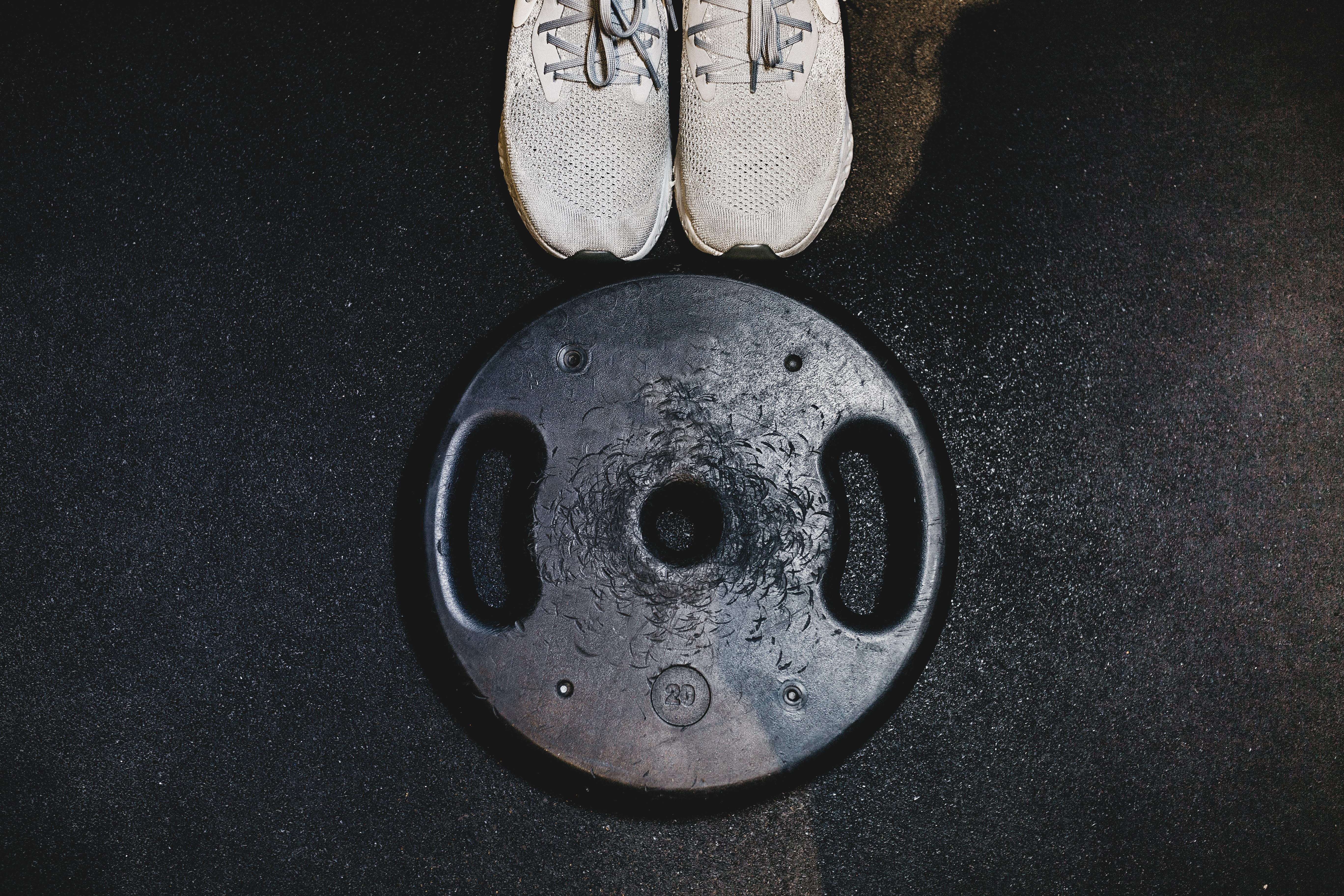 design, muscle, black color, transportation, plate, old, brazil, apparel, no people, 5K, close-up, weight, fitmais, machine, focus on foreground, wheel, HD Wallpaper