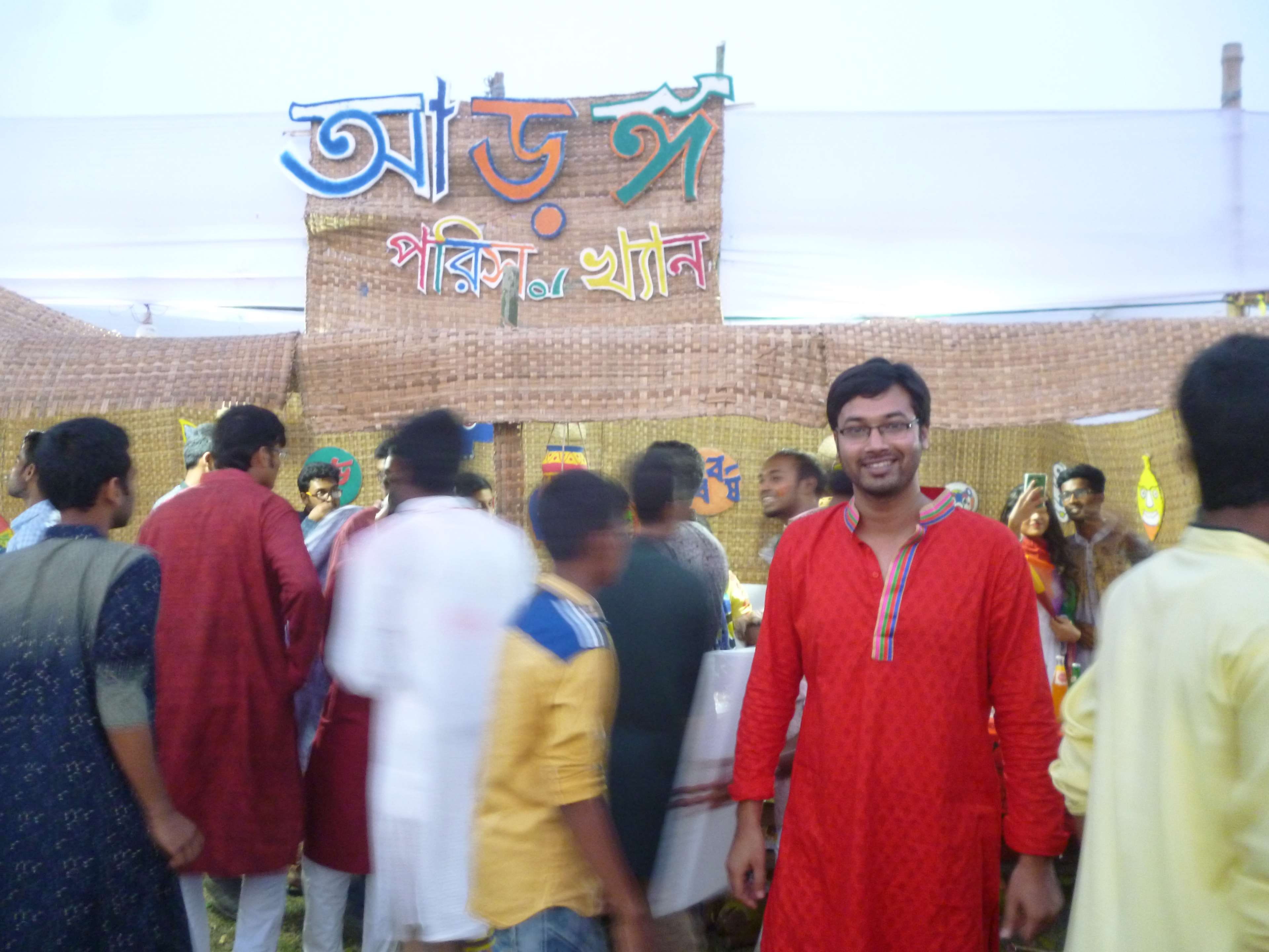 crowd, 4K, architecture, large group of people, religion, pahela boishakh, lifestyles, real people, outdoors, sazedur, day, built structure, leisure activity, HD Wallpaper