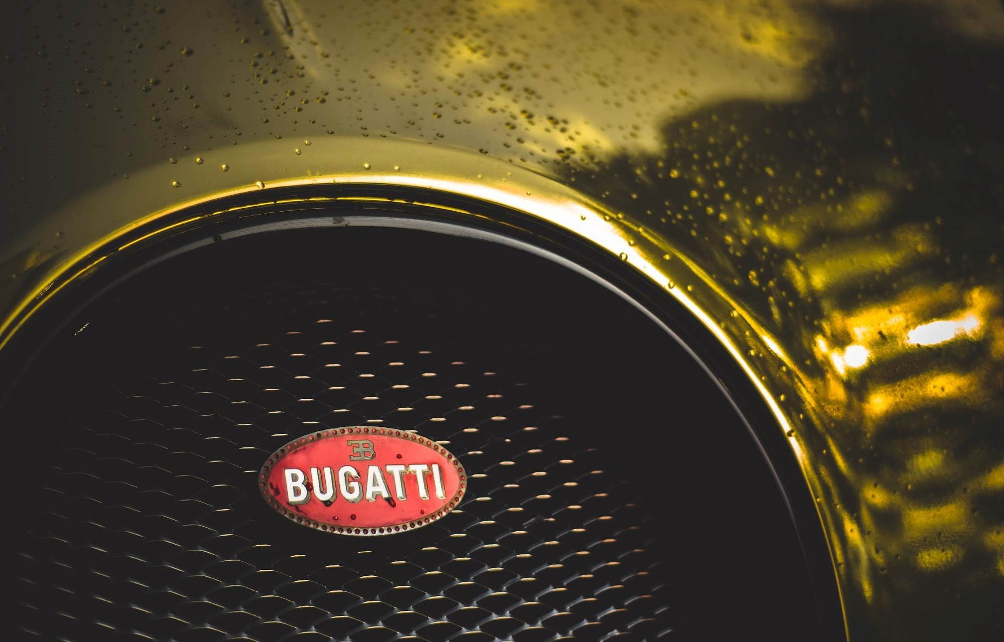 1080P, logo, gold, sports car, water drops, Buggati, HD Wallpaper